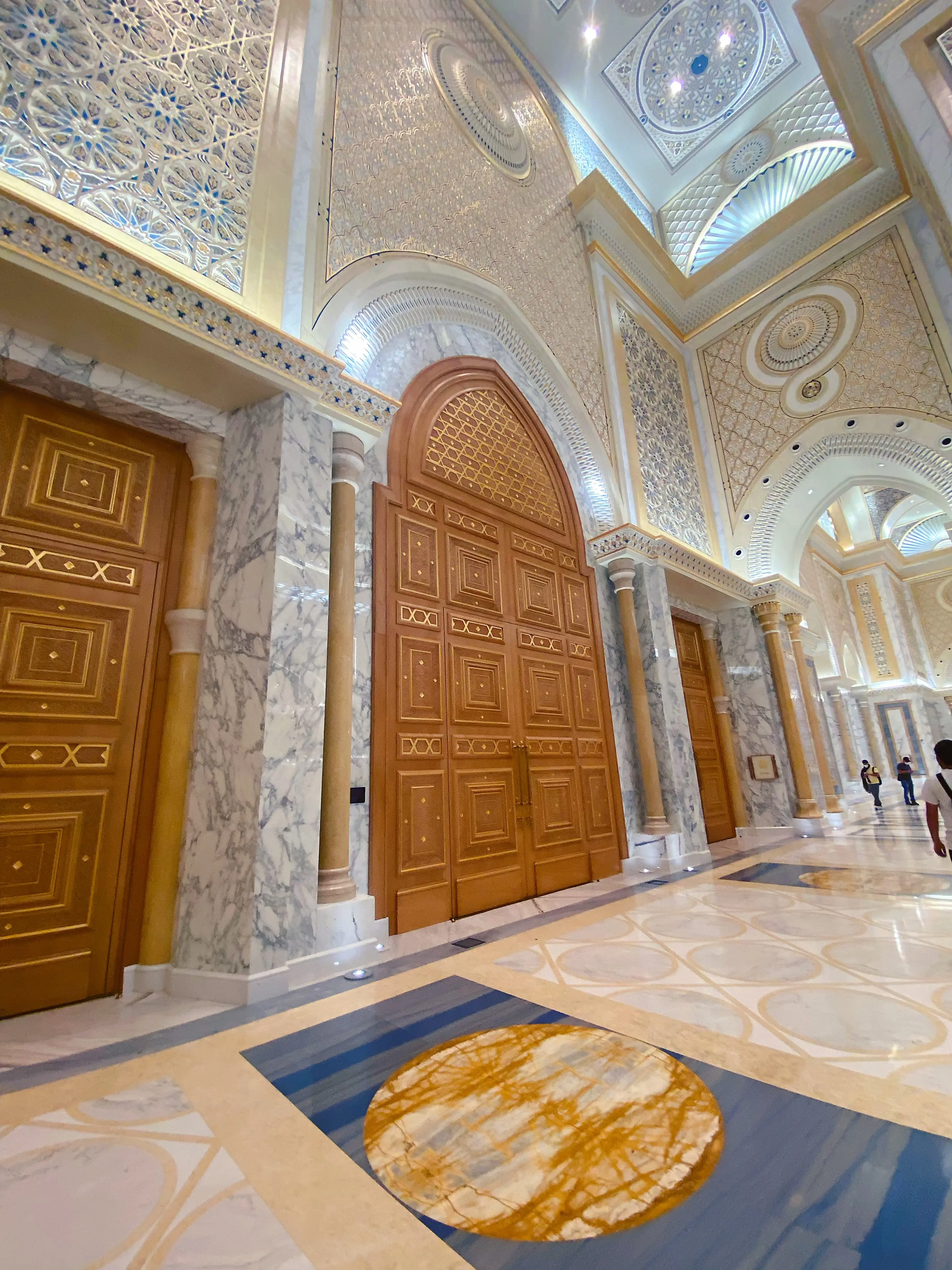 UAE(アラブ首長国連邦)大統領官邸へ。_1_16