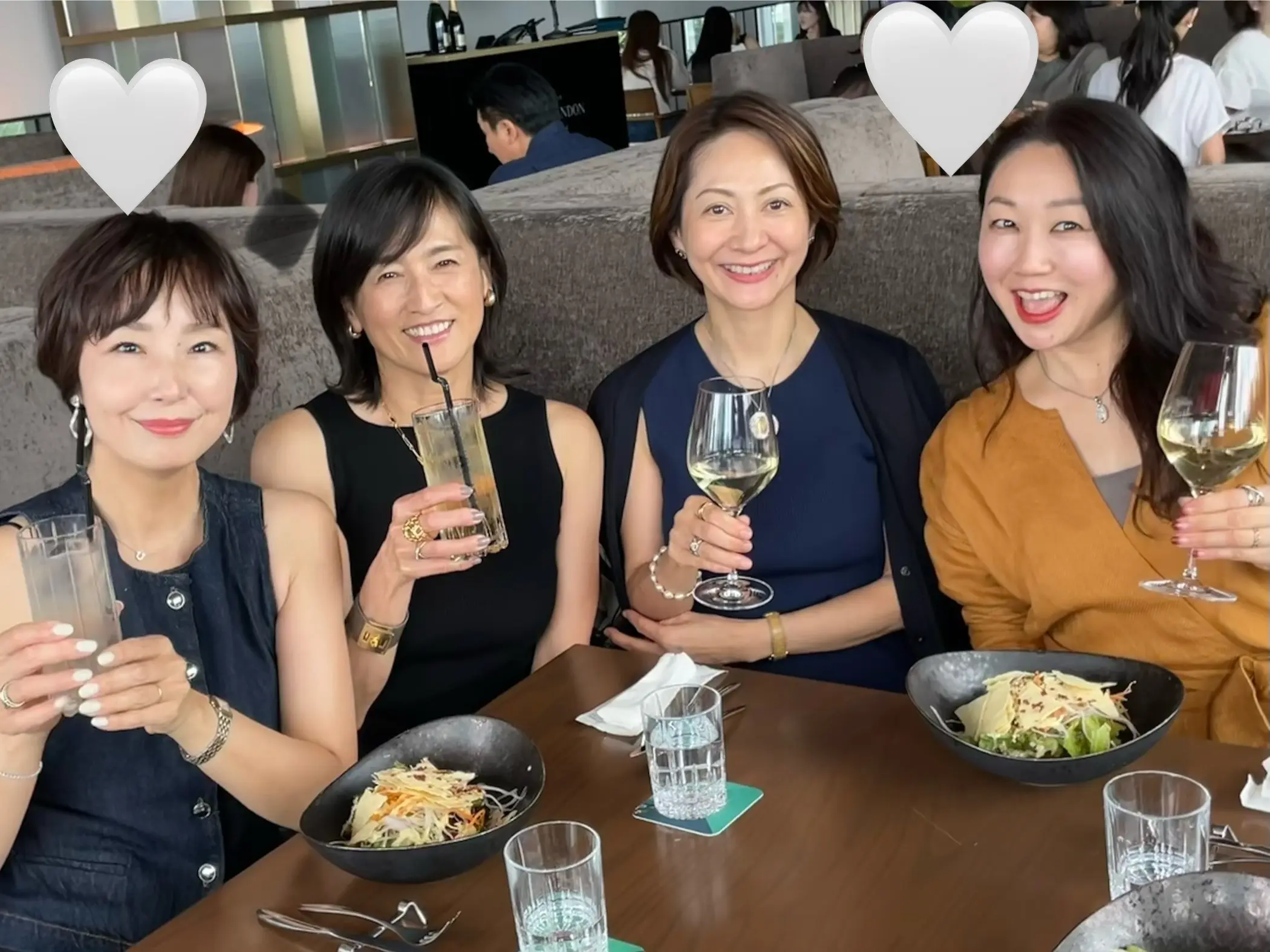 「優美なセミワイドパンツ」コーデで渋谷スカイビューランチ_1_5