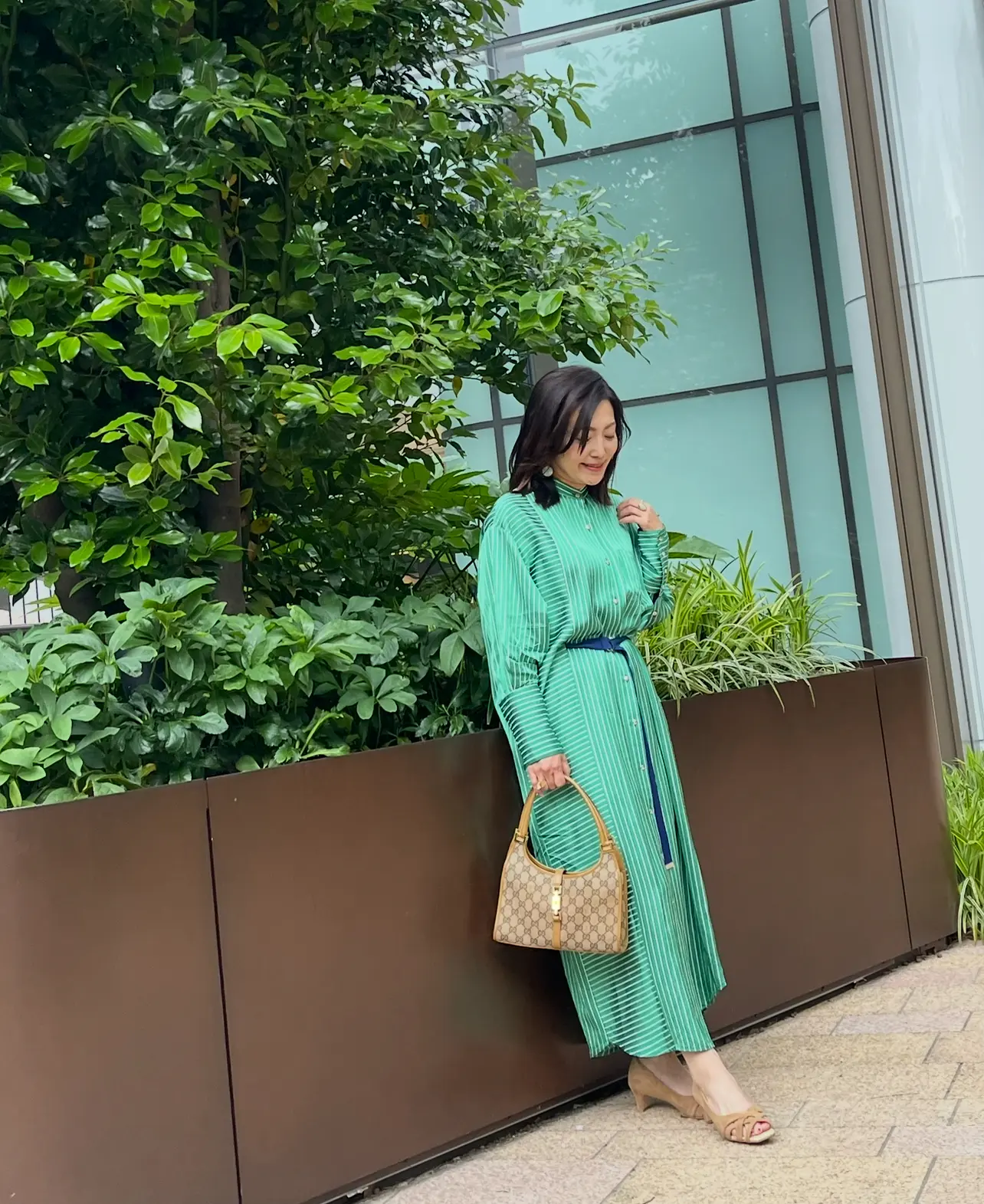 グリーンワンピースを着て初麻布台ヒルズランチ_1_3