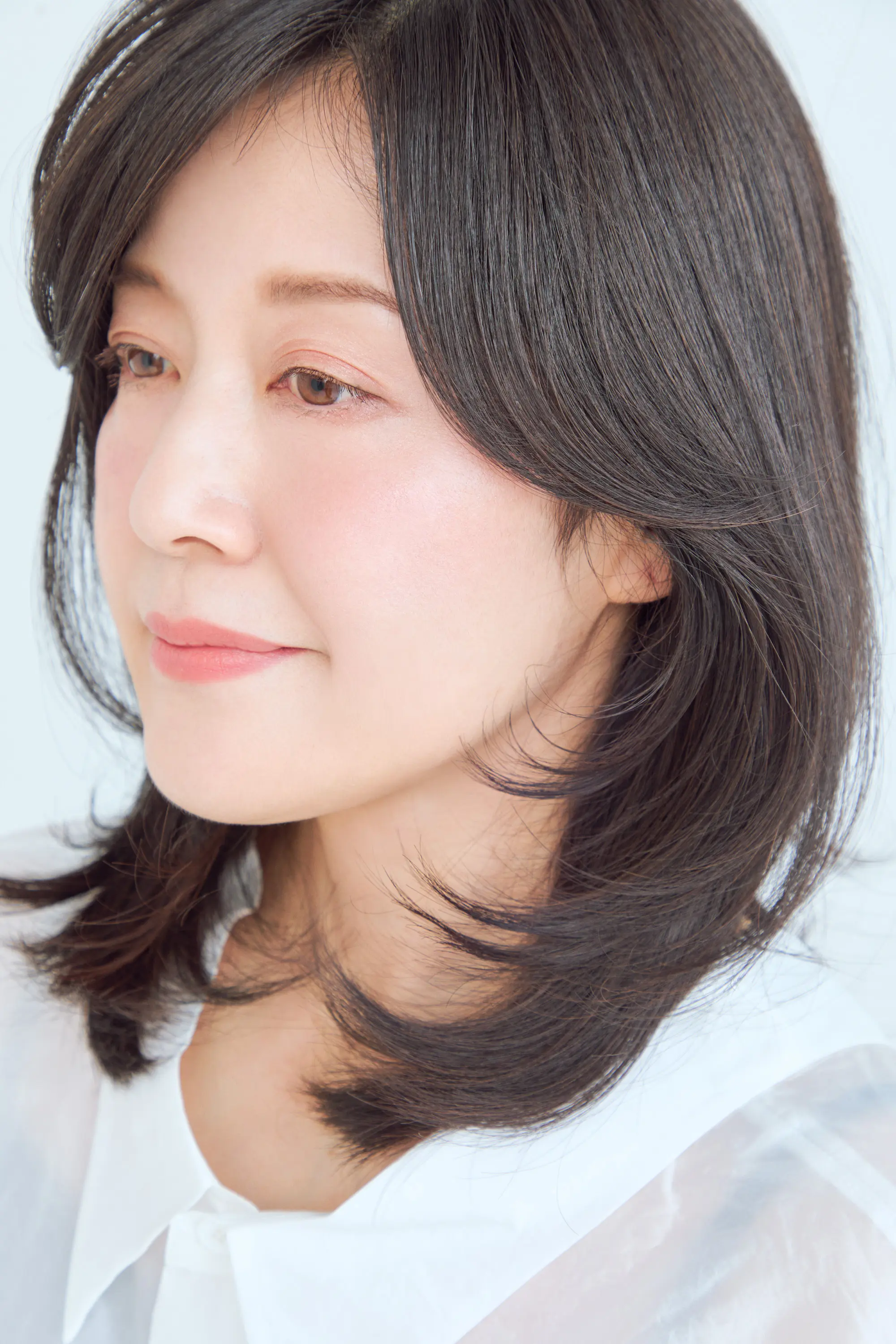 セミロングヘアスタイルのポイント