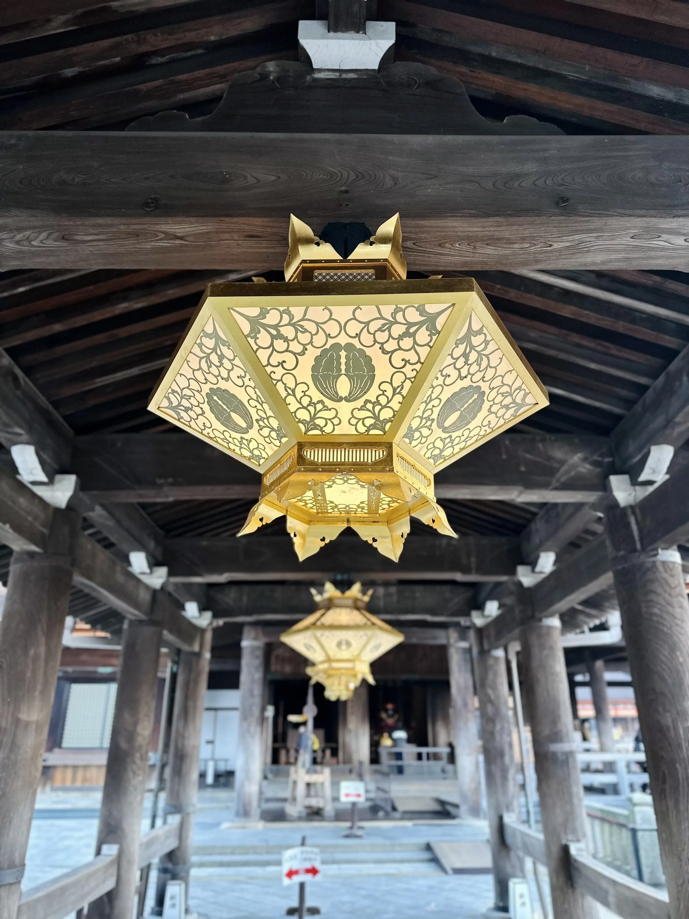 京都「清水寺」本堂への道