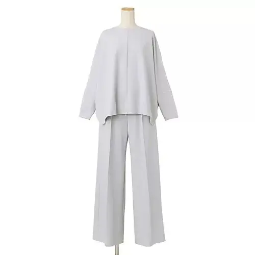 【50代 ファッション】 年末年始のイベントに活躍！「集う日」の最旬リッチな冬スタイル7選_1_5