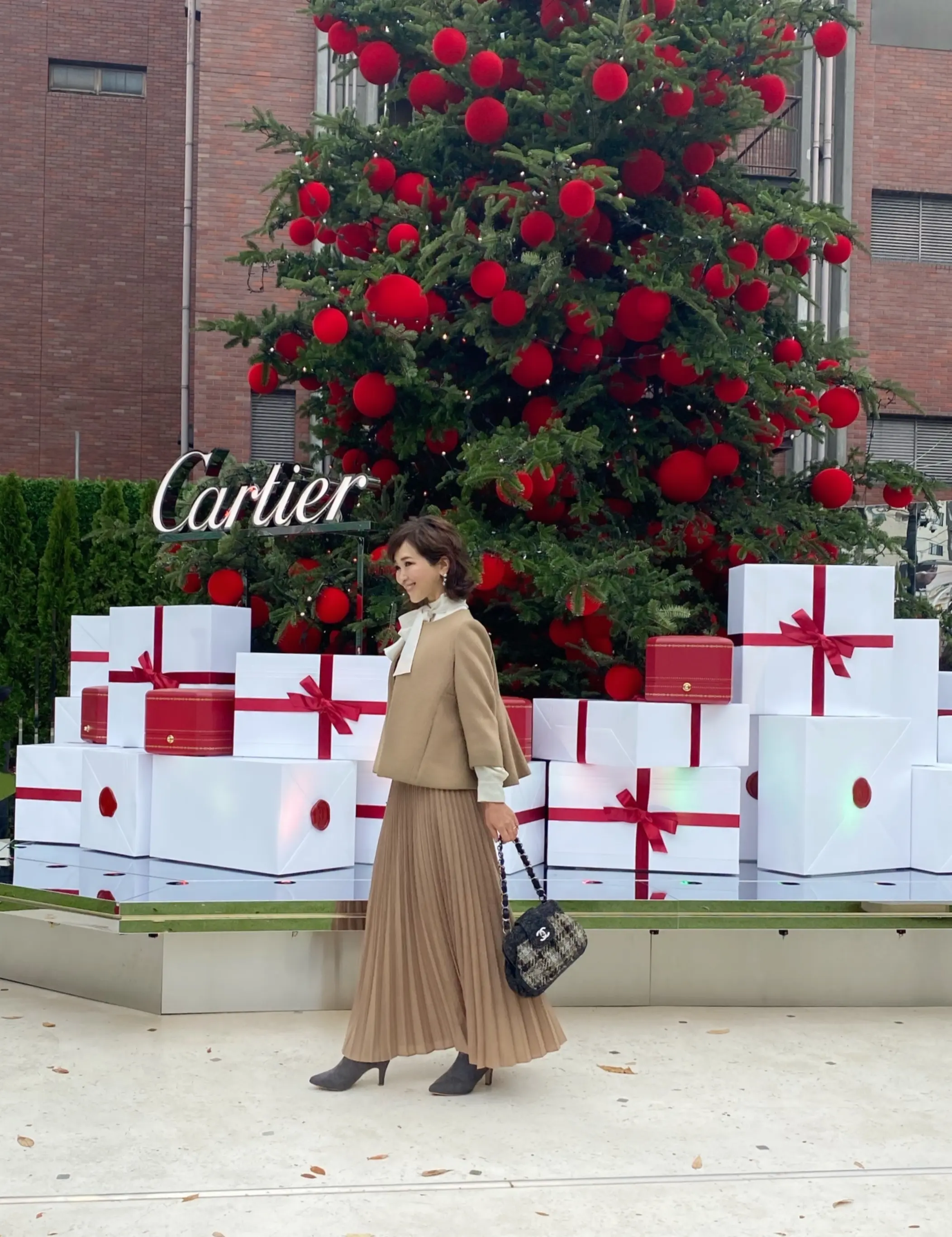 華やかなプリーツロングスカートで「Cartier」イベントへ‼︎_1_3