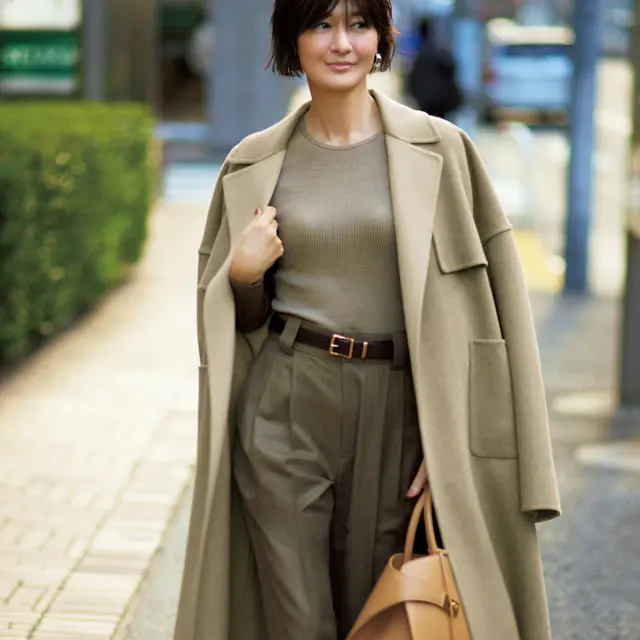 富岡佳子さんのマイスタイル】ワントーンでもさまになる極上マニッシュ