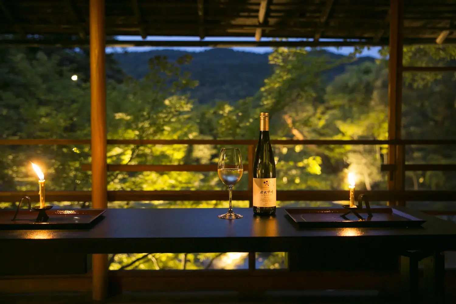 素晴らしい日本庭園を眺めながら、日本ワインを味わう……シャトー・メルシャン『Tasting Nippon』イベントレポート【飲むんだったら、イケてるワインWEB特別篇】_1_1