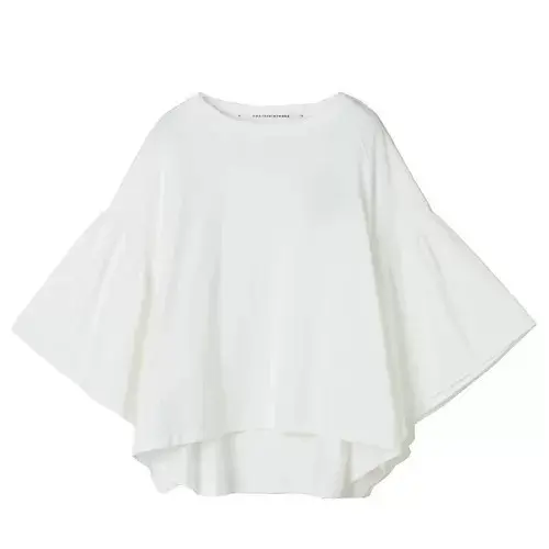 【50代 週末コーデ】動きやすくて映える、旅上手な大人のTシャツコーデ＃Jマダムのおしゃれ_1_2