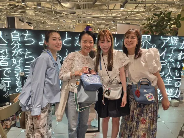 ハラカドで出会った、“わたしだけのRAKUGAKIトート”──新色デニムブルーをお迎え_1_15