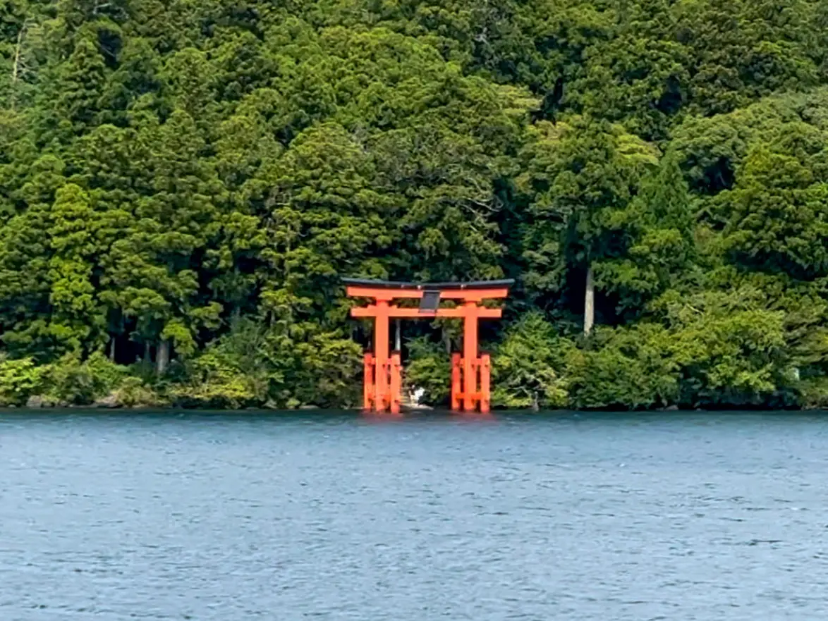 UNIQLOシアーシャツで過ごす癒しの箱根旅_1_17