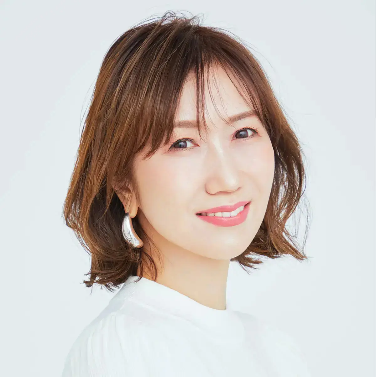 柔らかい丸みと抜け感がおしゃれなボブヘア
