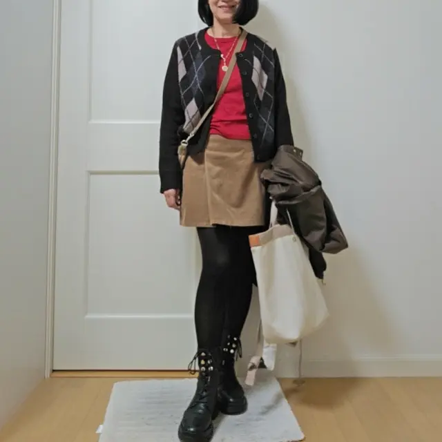 コーディネートで振り返る11月～旅も日常もニュアンスカラーで楽しむ11月の私～_1_5