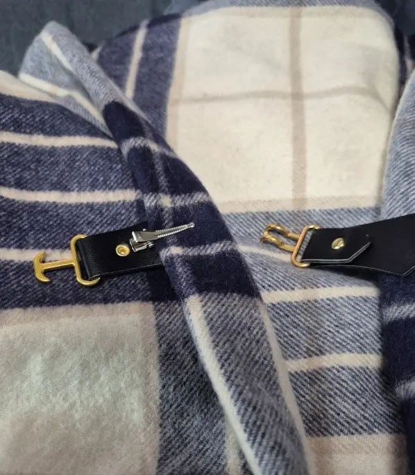 寒暖差を乗り切る強い見方!【カシミヤストール】活用術_1_14-1