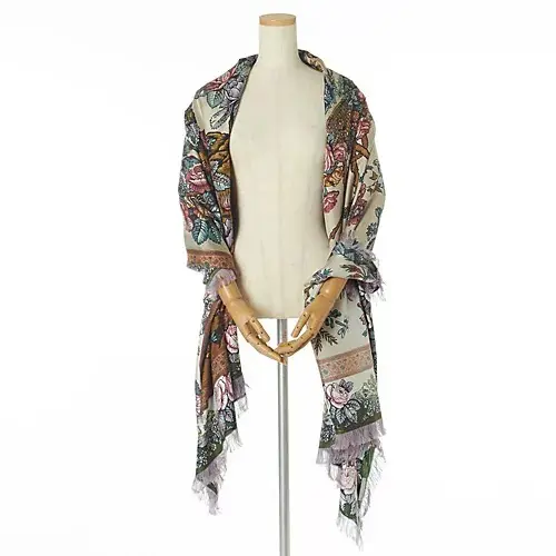 独創的な色柄が芸術作品のようなストール 「ピエール・ルイ・マシア・シルクストール」【50代ファッション】_1_14-2