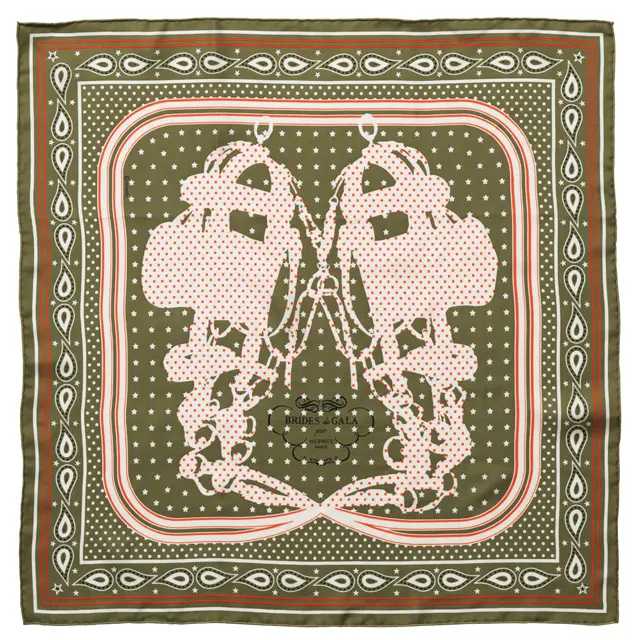 シルクバンダナ《ブリッド・ドゥ・ガラ》（55×55）￥28,600／エルメスジャポン（エルメス）