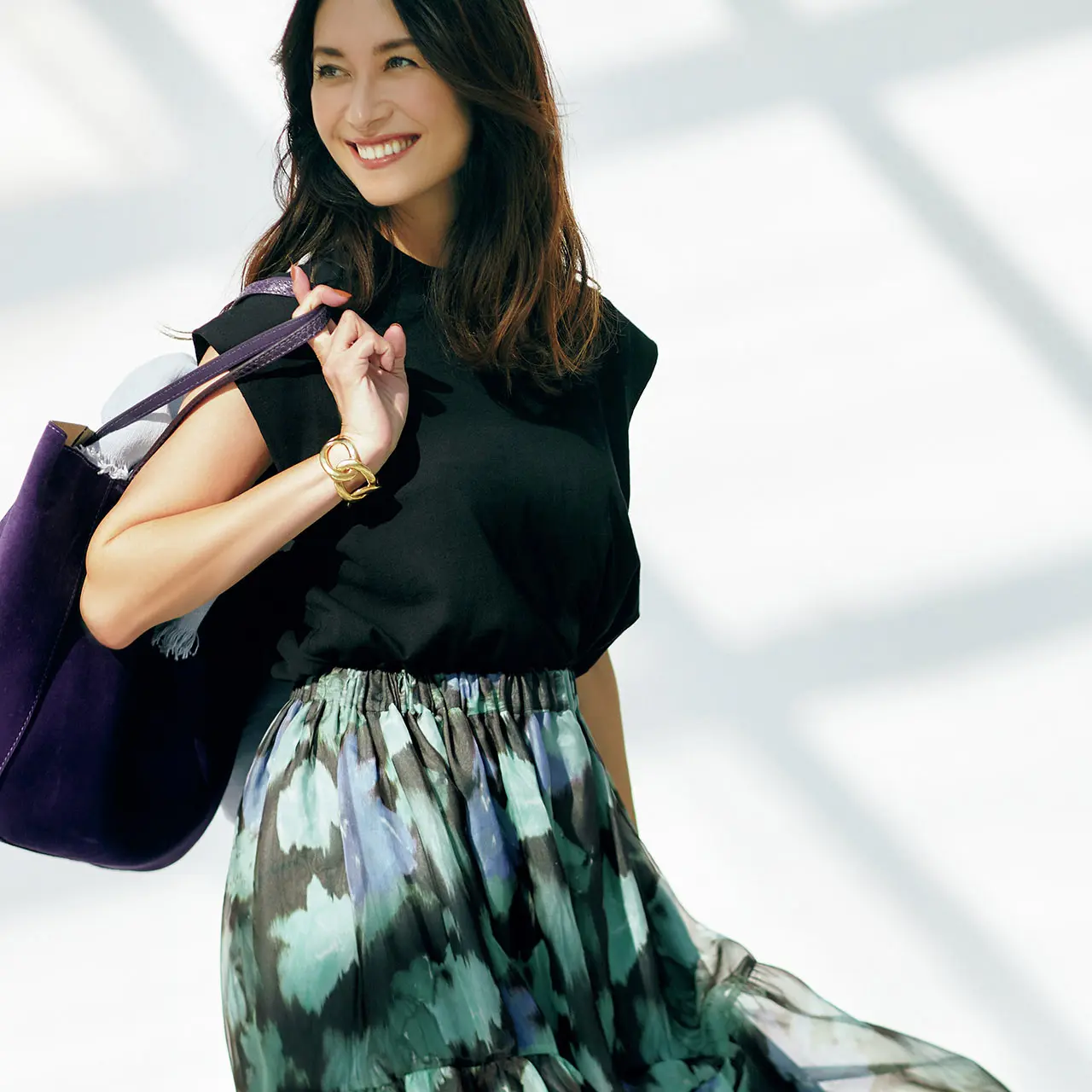 クロゼットに足すなら「大人が着映える服」だけあればいい！　五選
