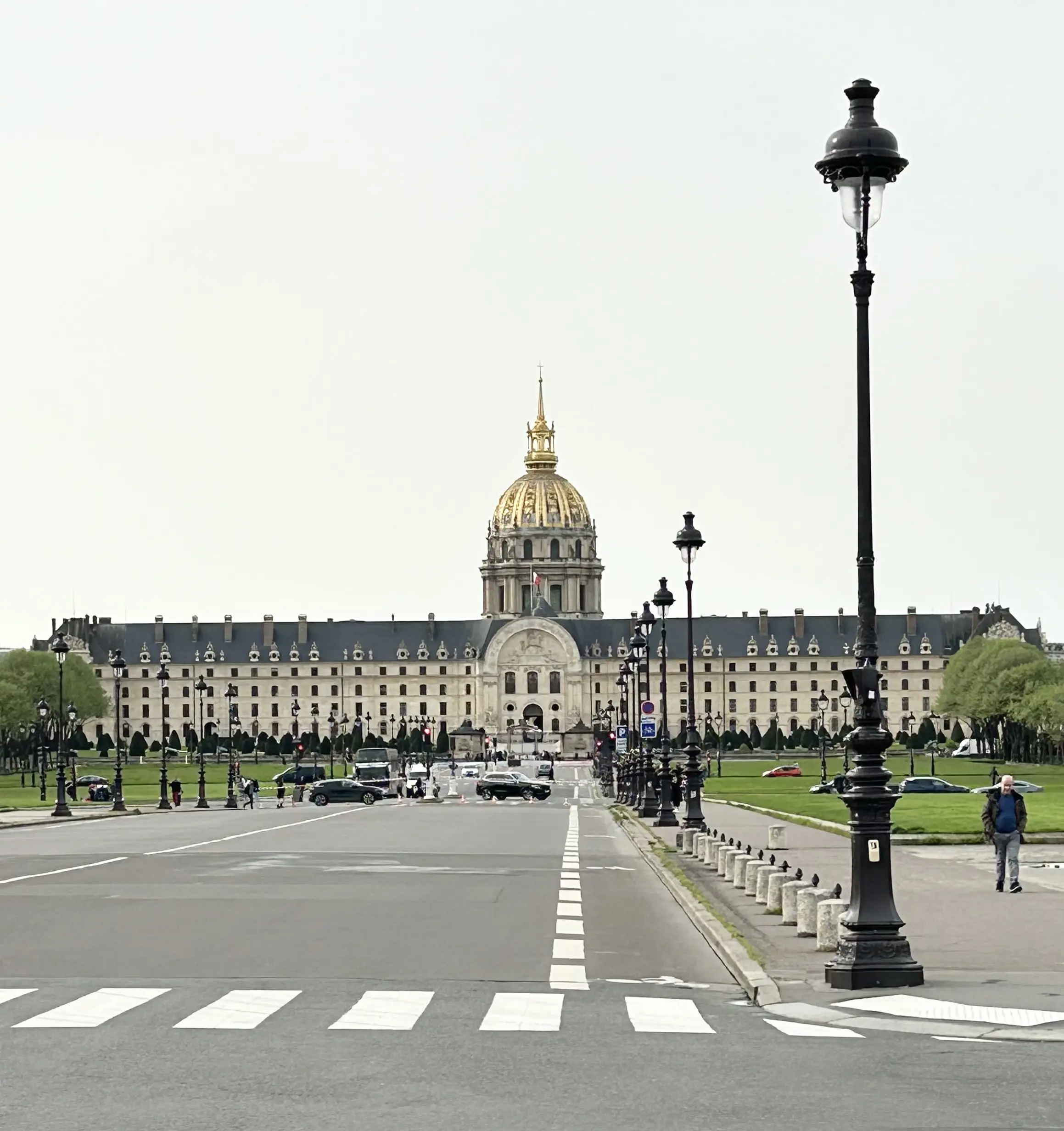 パリオリンピック2024　マラソン　ゴール　　PARIS2024