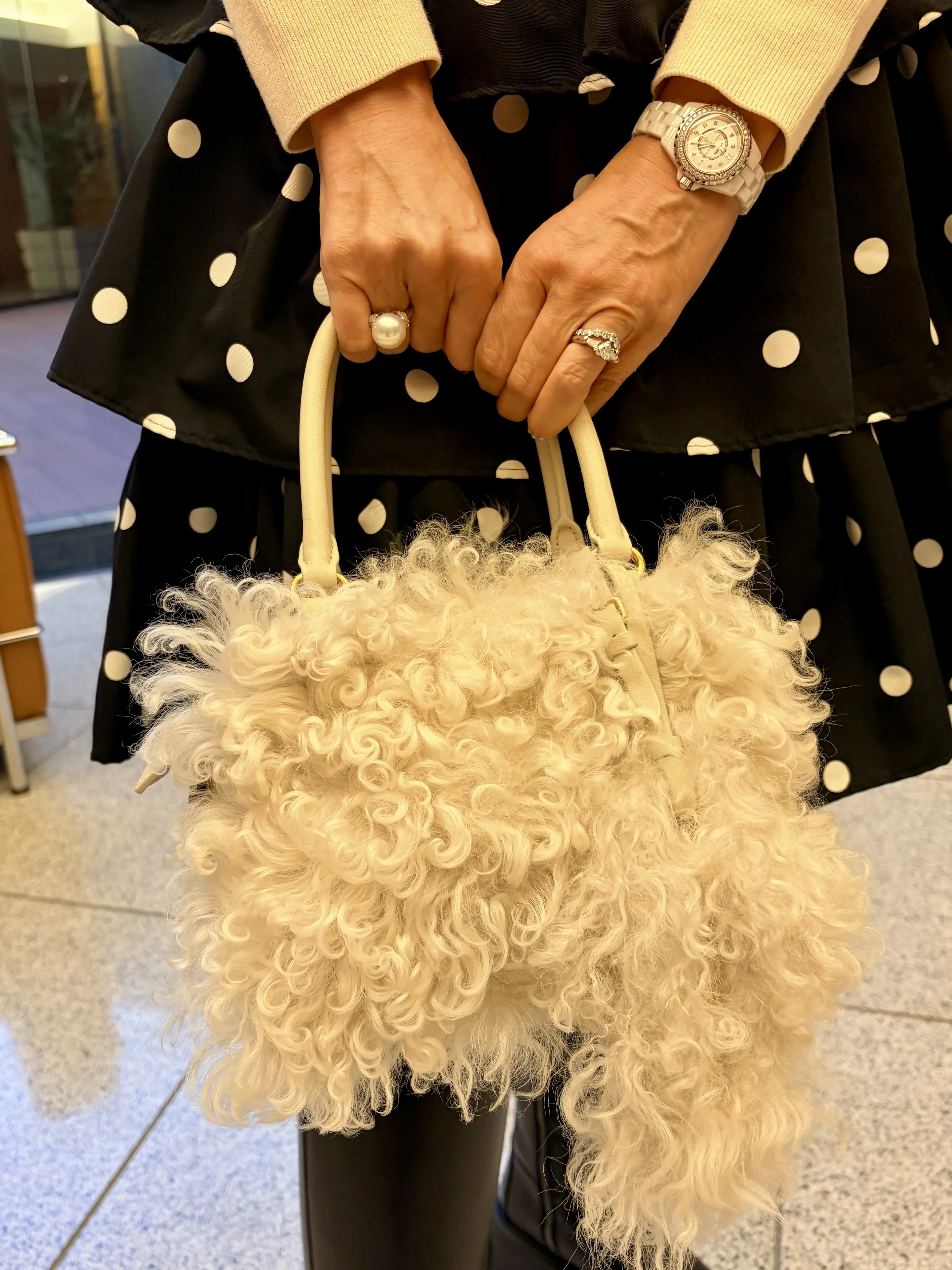 ❄︎冬のミニスカートはアラフィーにオススメ❄︎タイツやブーツを味方にすれば無理なく楽しめる♪50代の開運コーデ♪_1_4