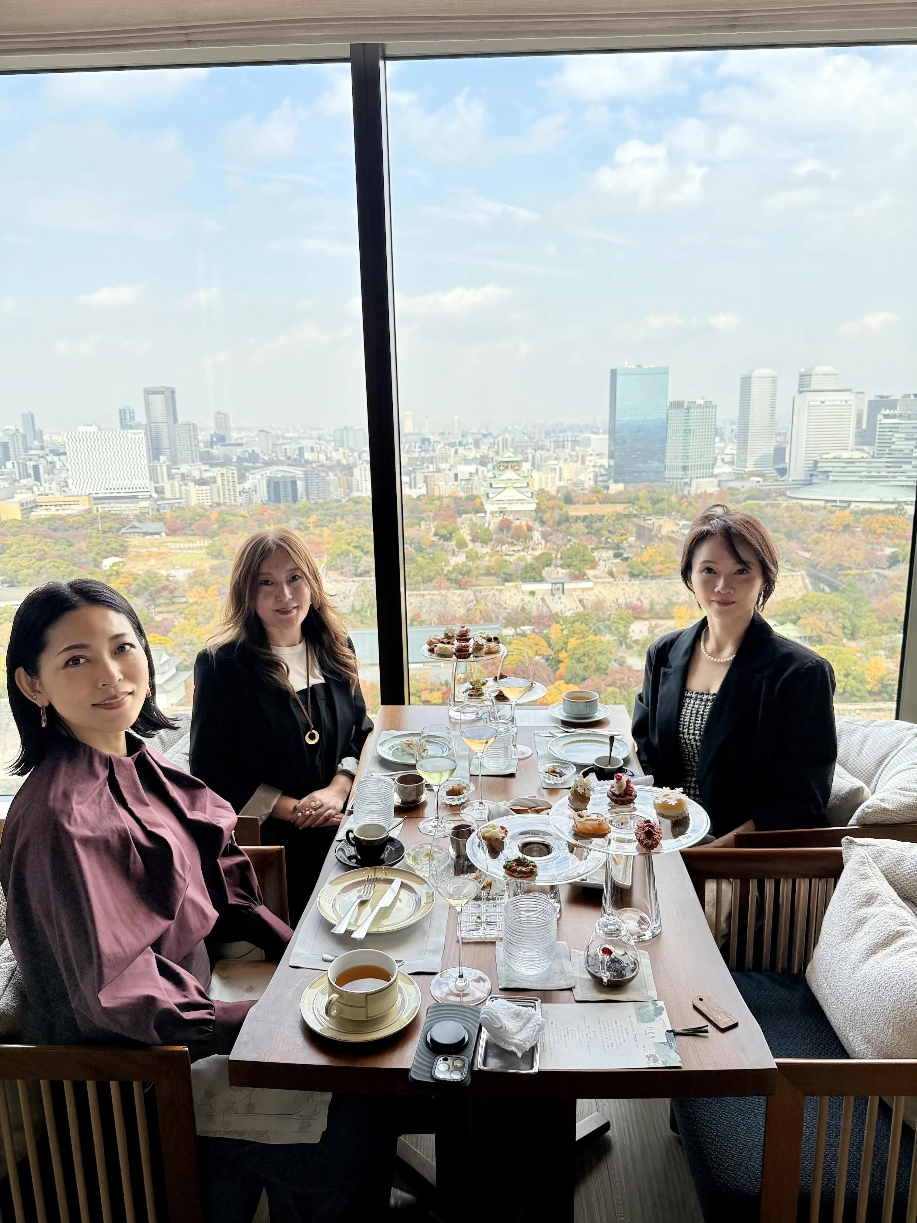 パティーナ大阪「にじり」で楽しむ、贅沢な景色とアフタヌーンティー_1_1