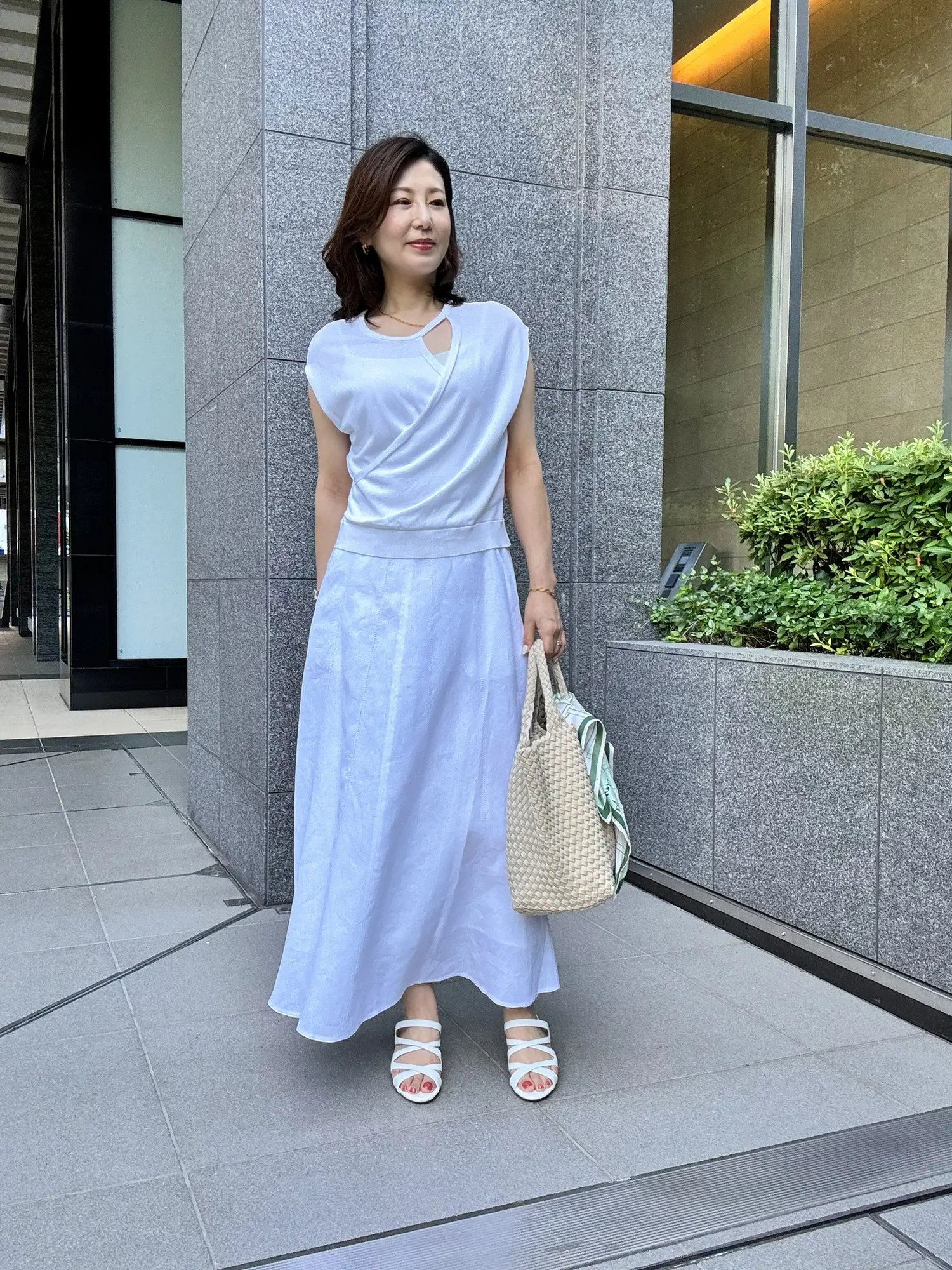 宝塚星組・話題のトップスター退団公演をホワイトコーデで観劇_1_9