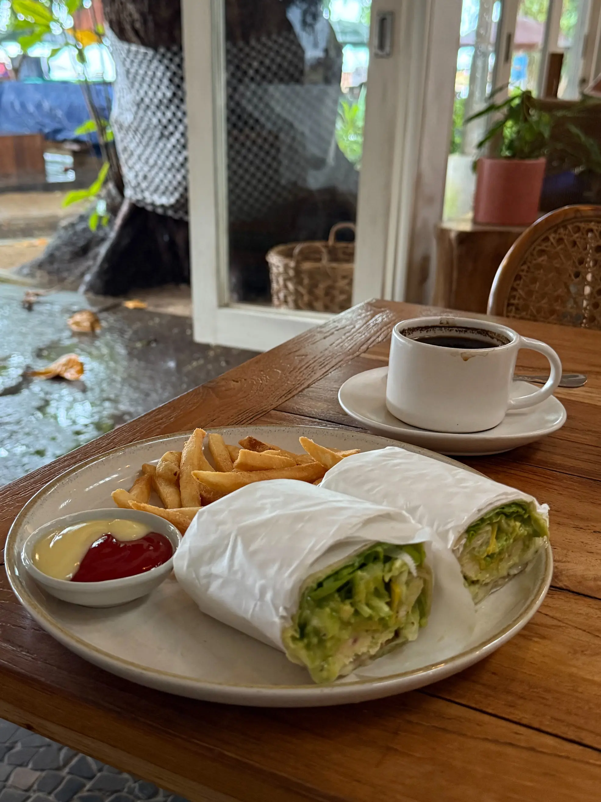 【50代夫婦旅行】 大人がのんびり楽しめるビーチと街があるバリ島サヌール地区_1_27