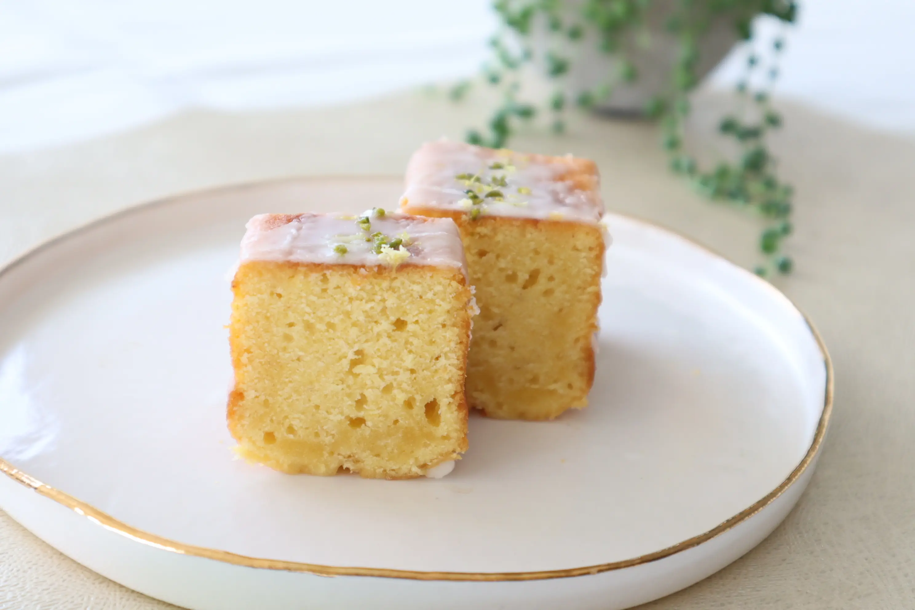 メシカシー　レモンケーキ・ウィークエンドシトロン