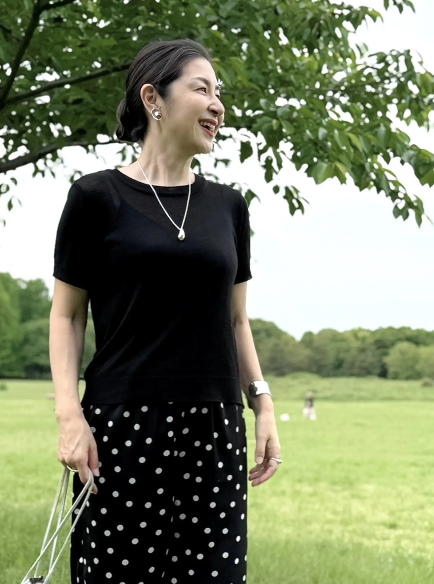 愛用ジュエリーを身につけたエクラ華組の松ヶ崎さん