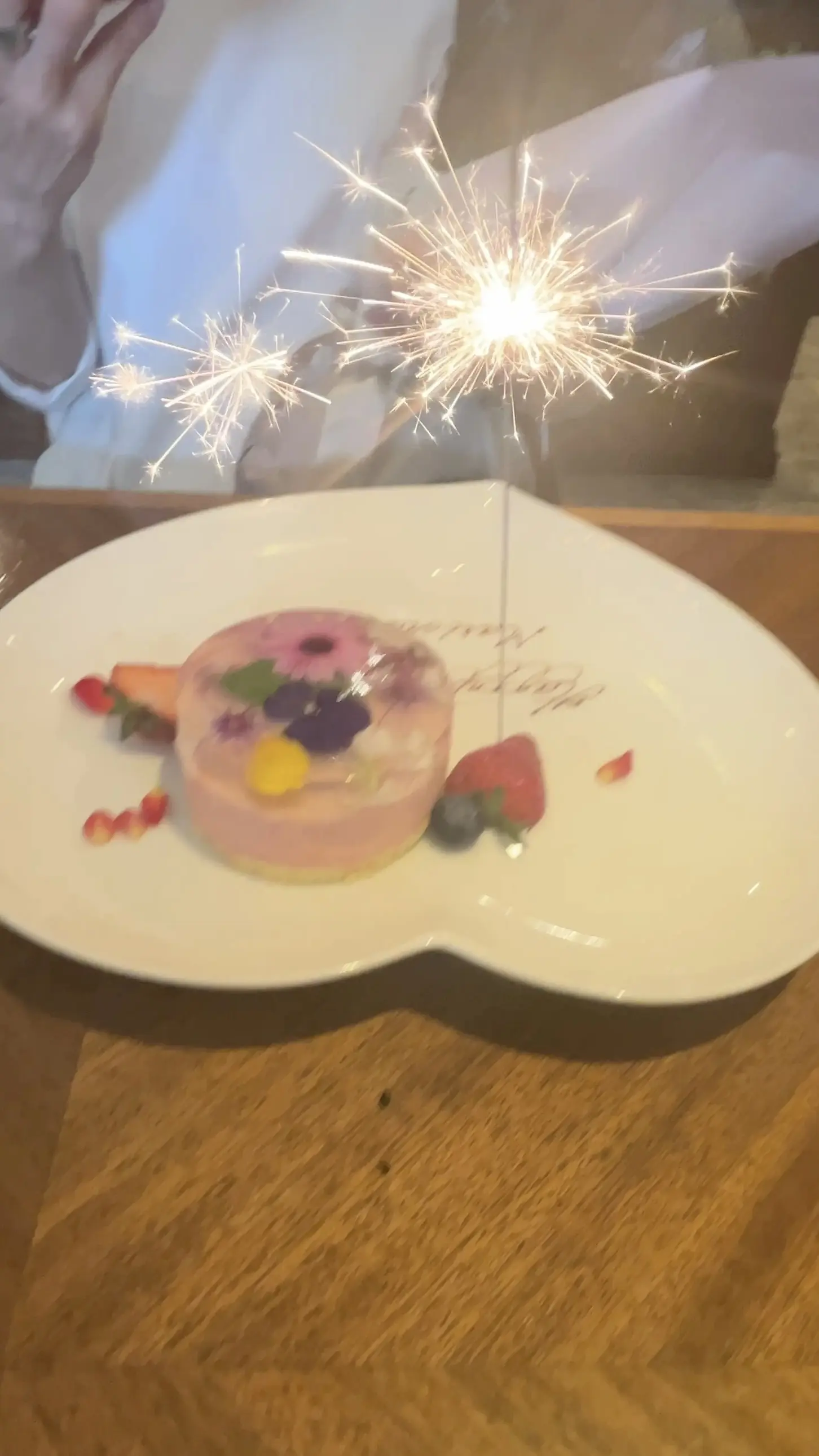 初夏コーデ☆パステルライムのワンピースで華組BDランチ 開運コーデ15_1_10
