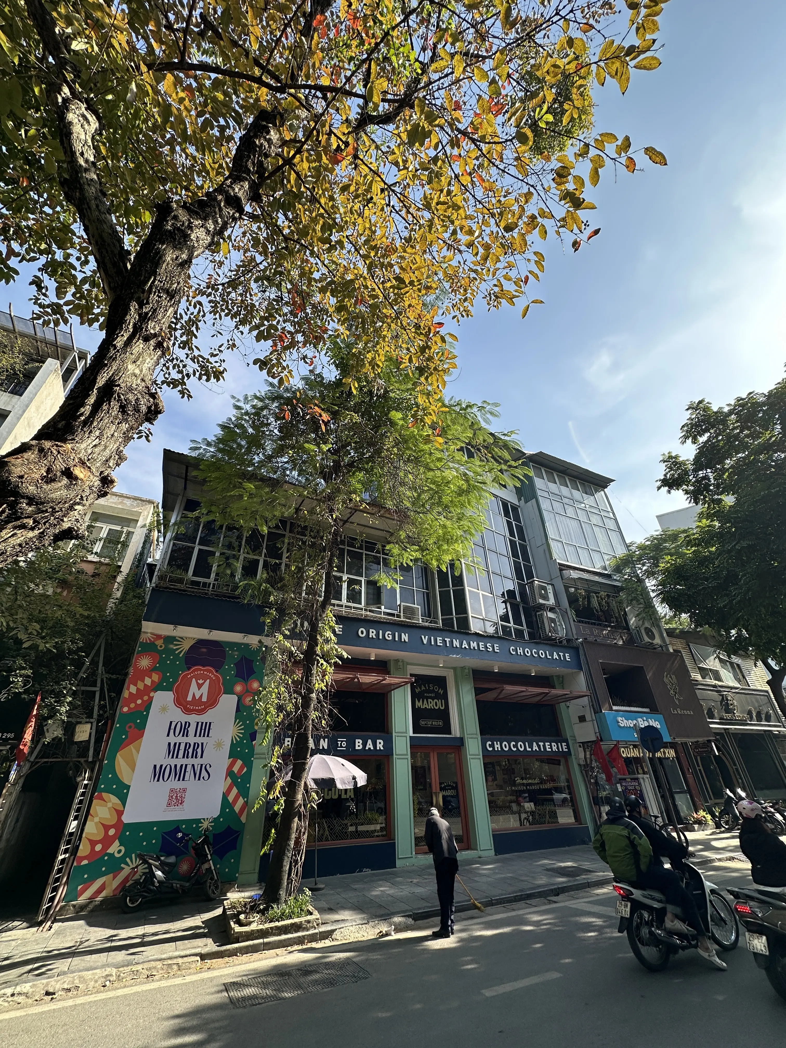 ベトナム　ハノイ　MAROU　チョコレート　カフェ