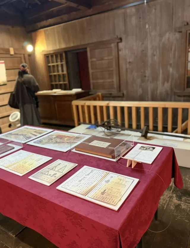 美しいバラと紅葉、旧古河庭園へ_1_11