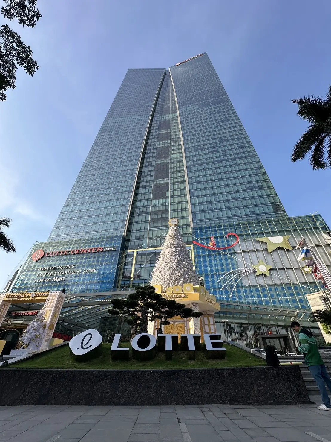 LOTTE hanoi sky　ロッテハノイスカイ　展望台　クリスマスツリー