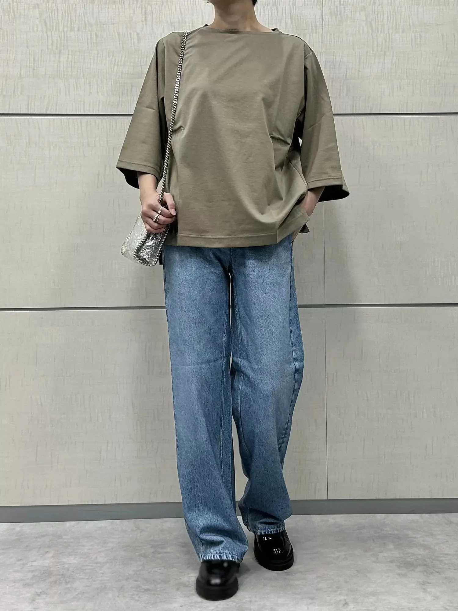 【50代 デニム】ラクなのに洒落ると大人気！〈ラグ アンド ボーン〉のデニムプリントパンツ徹底解説_1_5-2