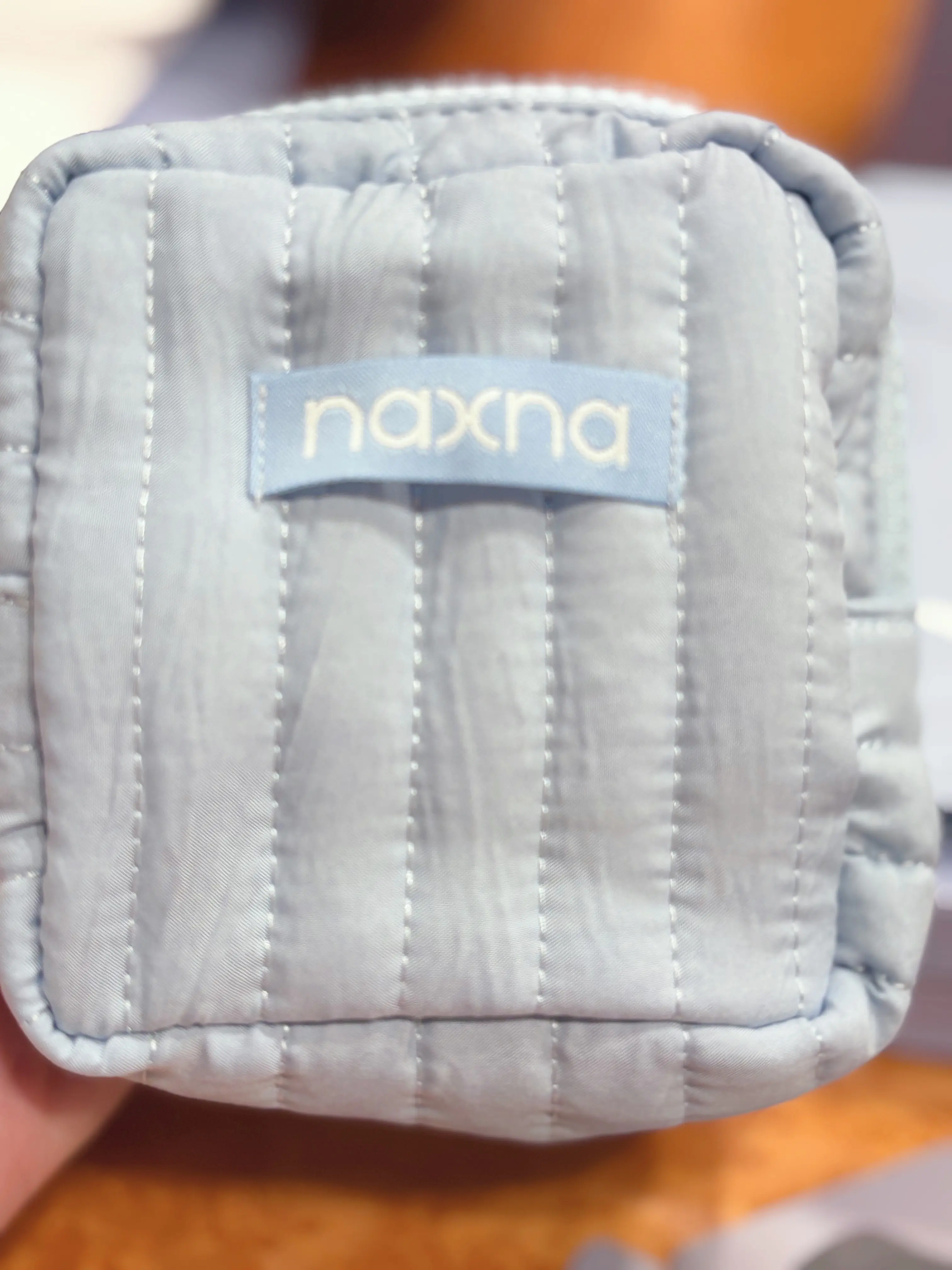 naxna ヒョンシク 日本初上陸 美容 ポーチ