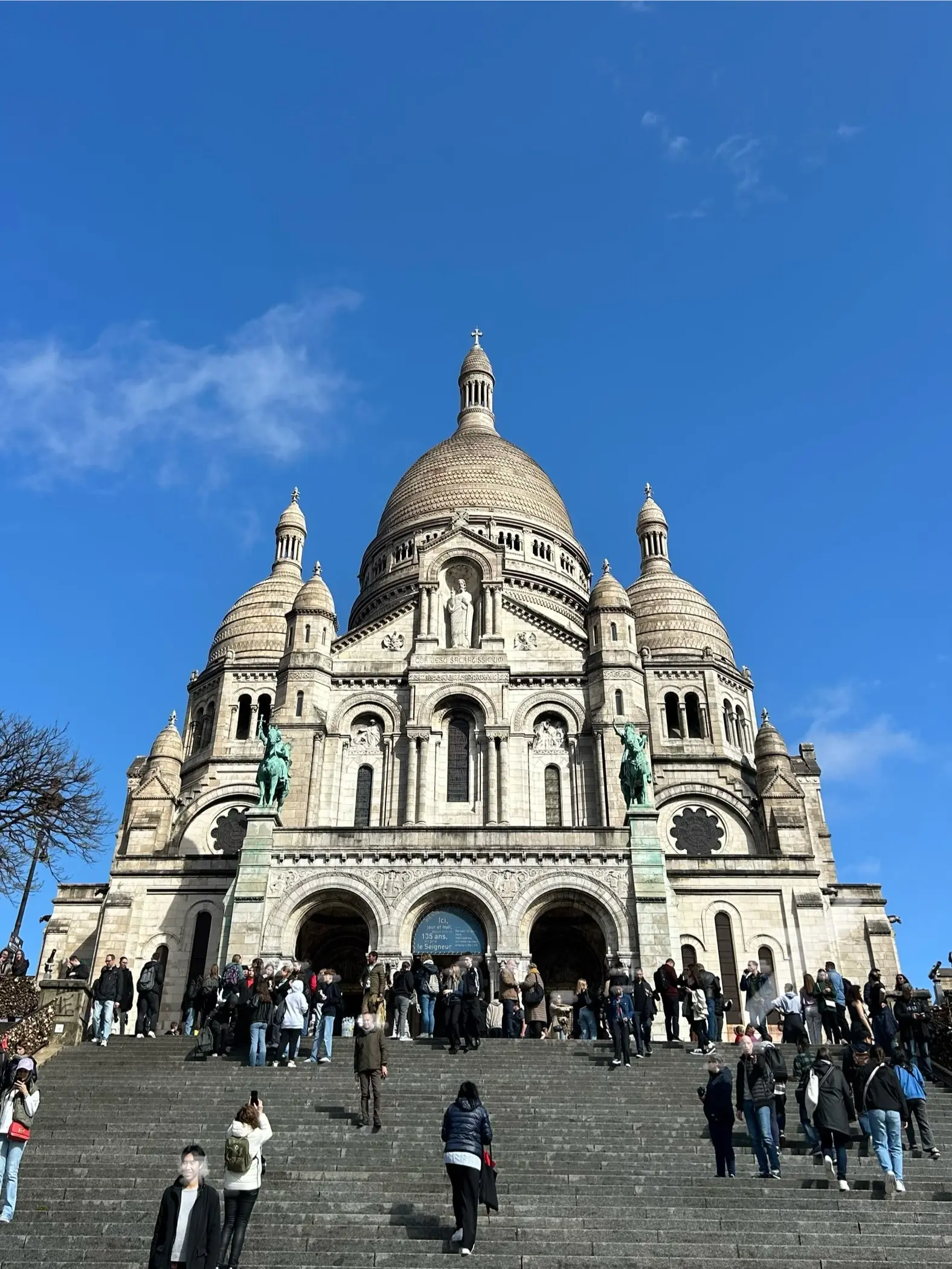 パリ　観光　サクレクール寺院　モンマルトル　周り方