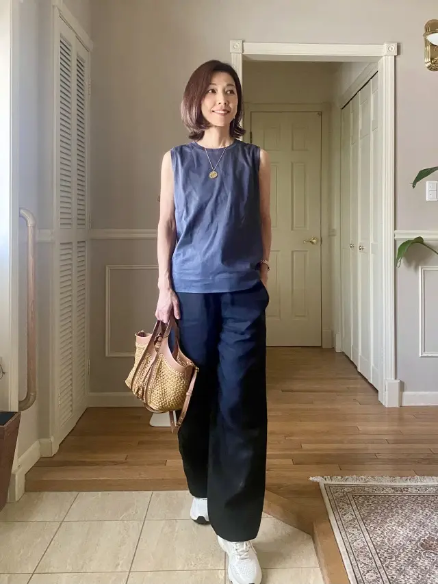 綺麗めカジュアルなタンクトップコーデ_1_1