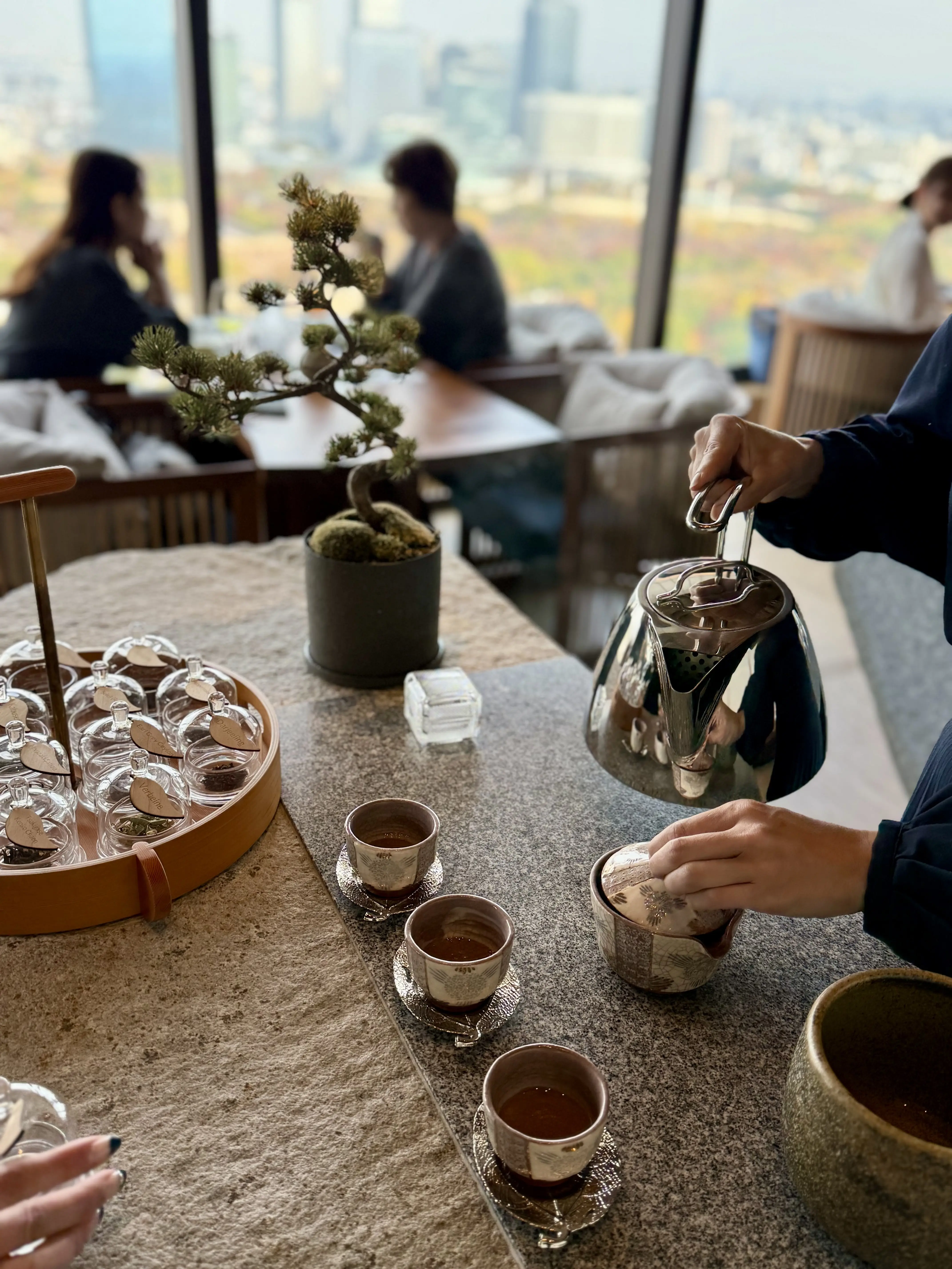 パティーナ大阪「にじり」で楽しむ、贅沢な景色とアフタヌーンティー_1_7