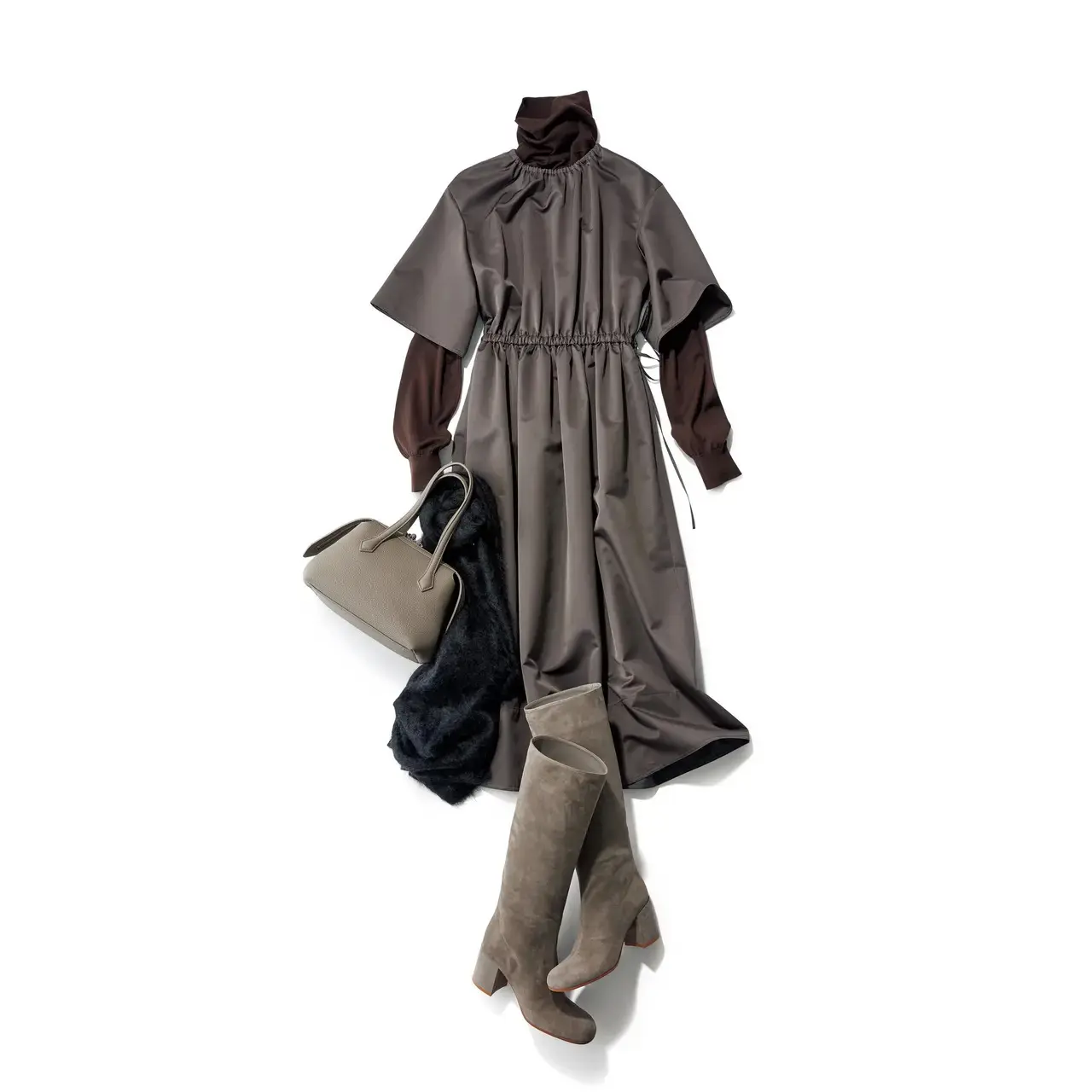 ワンピとニットの重ね着でつくるブラウングラデで、しなやかな女性らしさを演出。気温12℃