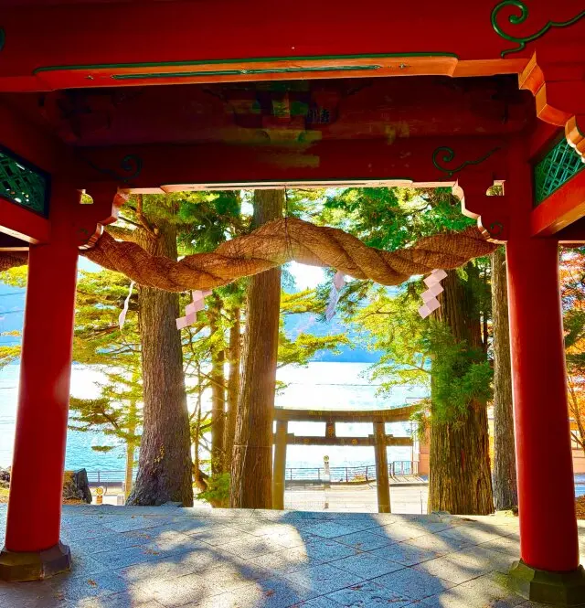 日光　日光東照宮　三猿　眠り猫　国宝　中禅寺湖　ゆば料理　プチ旅行　ショートトリップ。スペーシア　生ゆば懐石膳　和み茶屋　海老屋長造　輪王寺　初詣　日光詣　日光ランチ