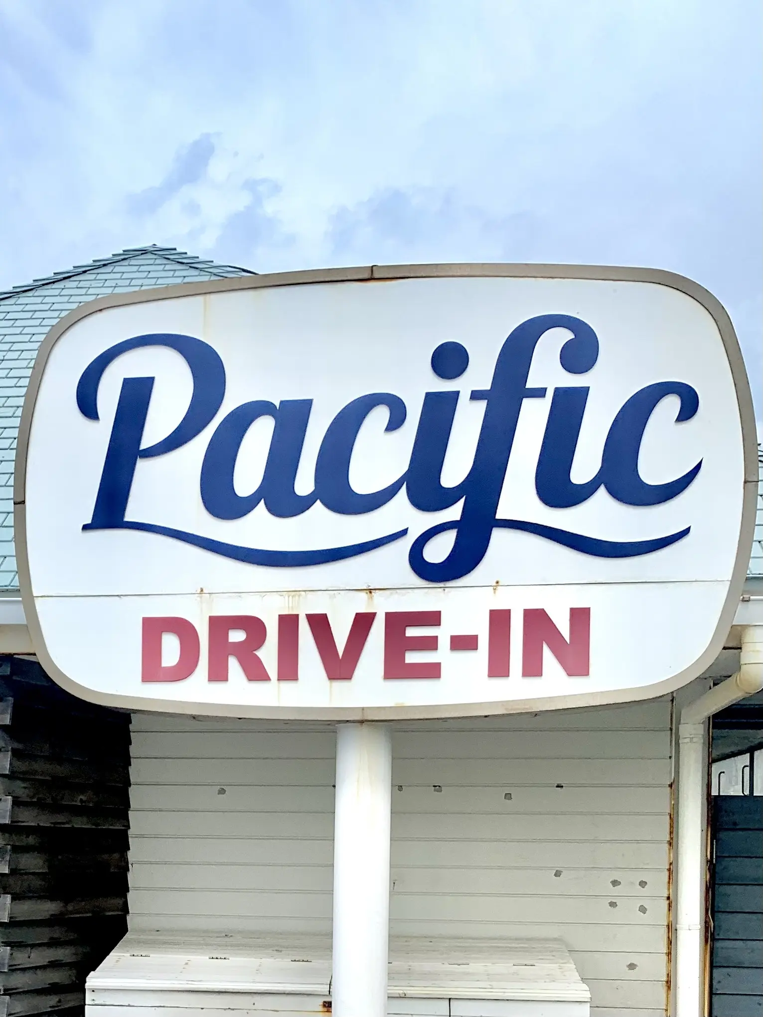 パシフィックドライブイン　鎌倉　カフェ　Pacific DRIVE-IN