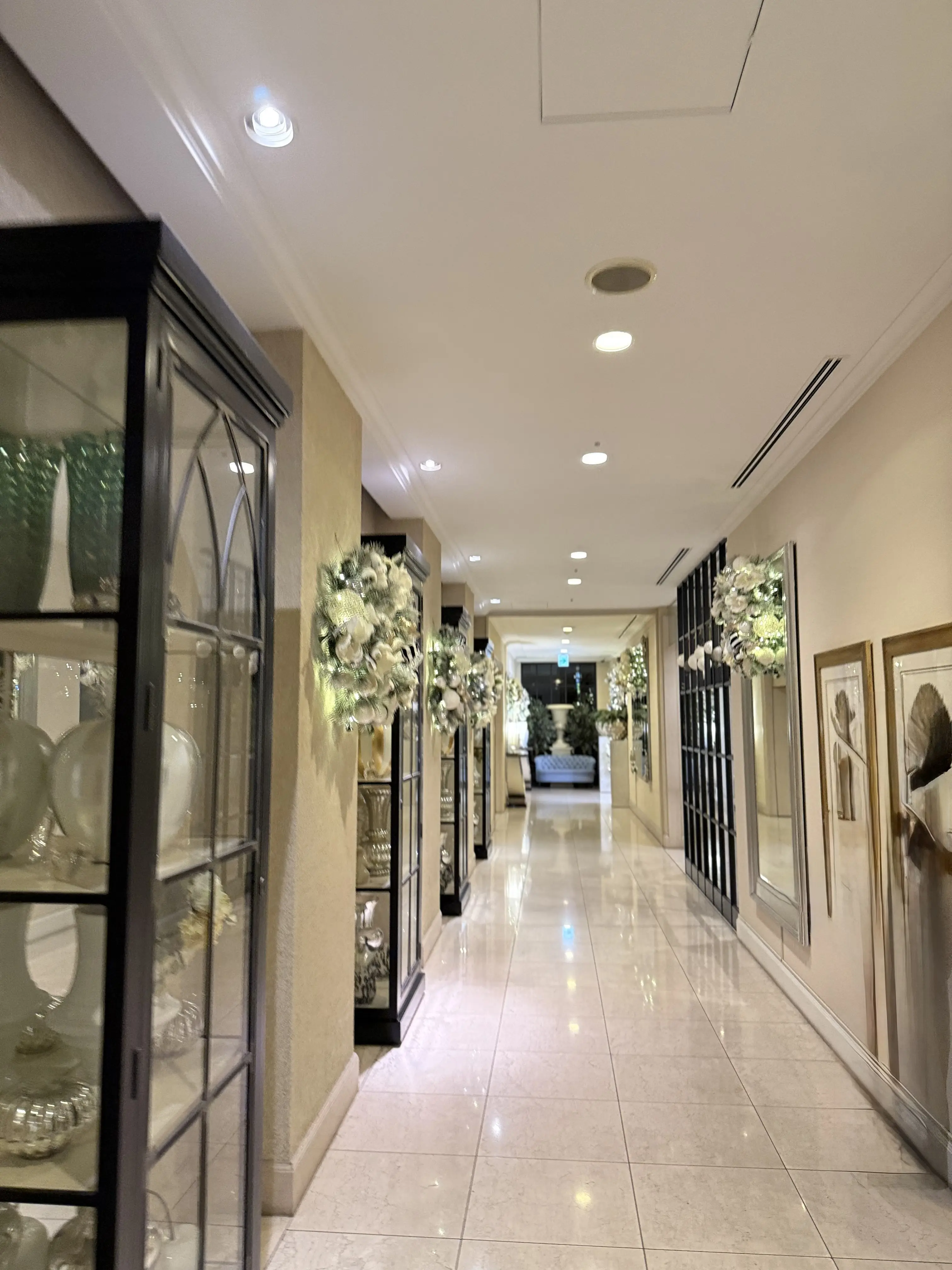 ブラックコーデで、【ソワレ・ドゥ・エクラ】へ_1_6