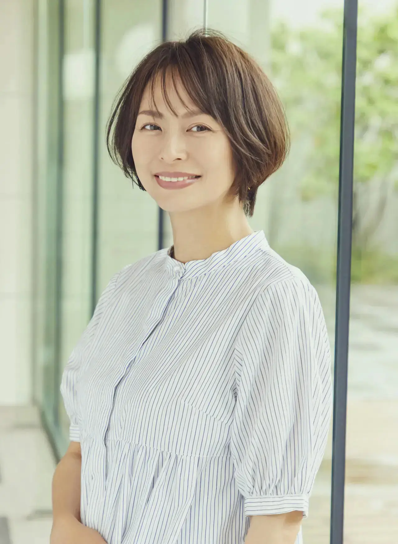 抜け感のある前髪がシンプルでおしゃれ