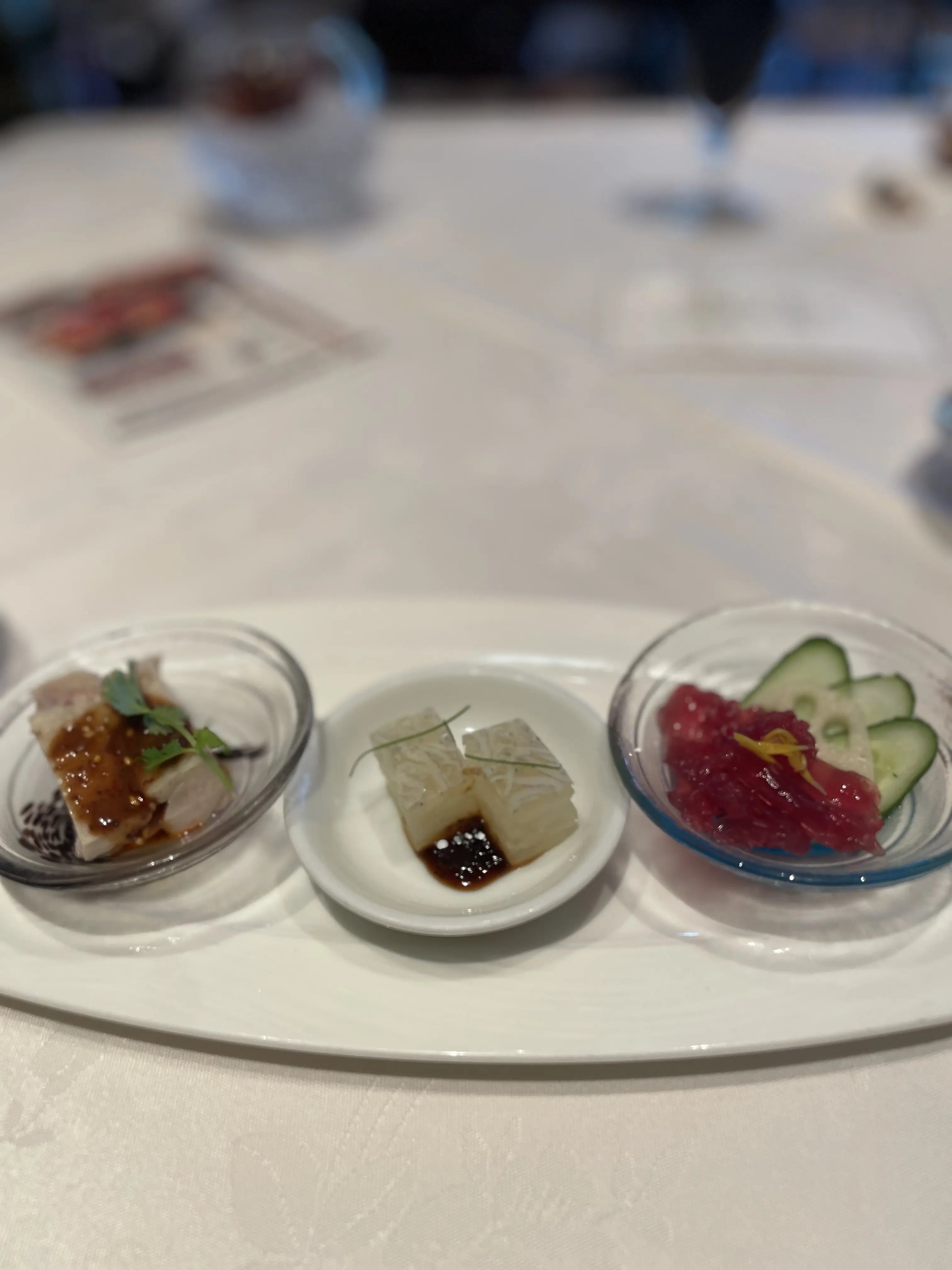 淡色コーデで新丸ビルランチへ_1_2-2