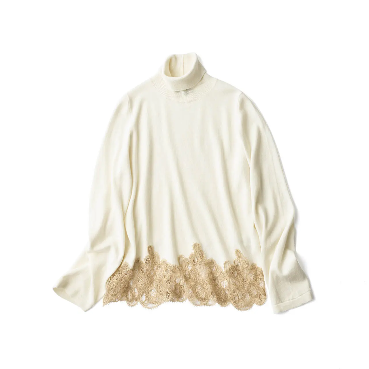 装飾つきニット