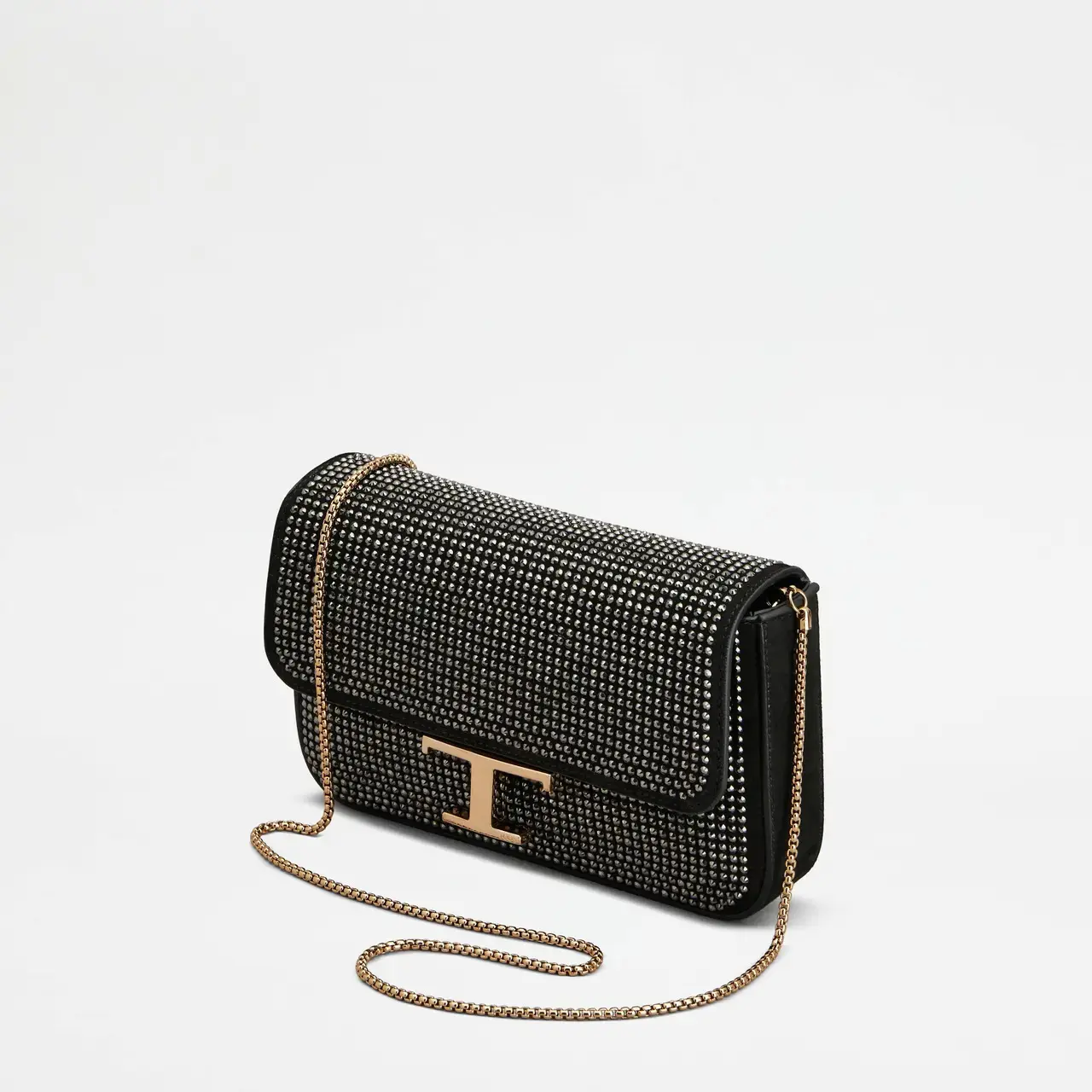 装いをドラマティックに彩る冬の華やぎバッグ　トッズ