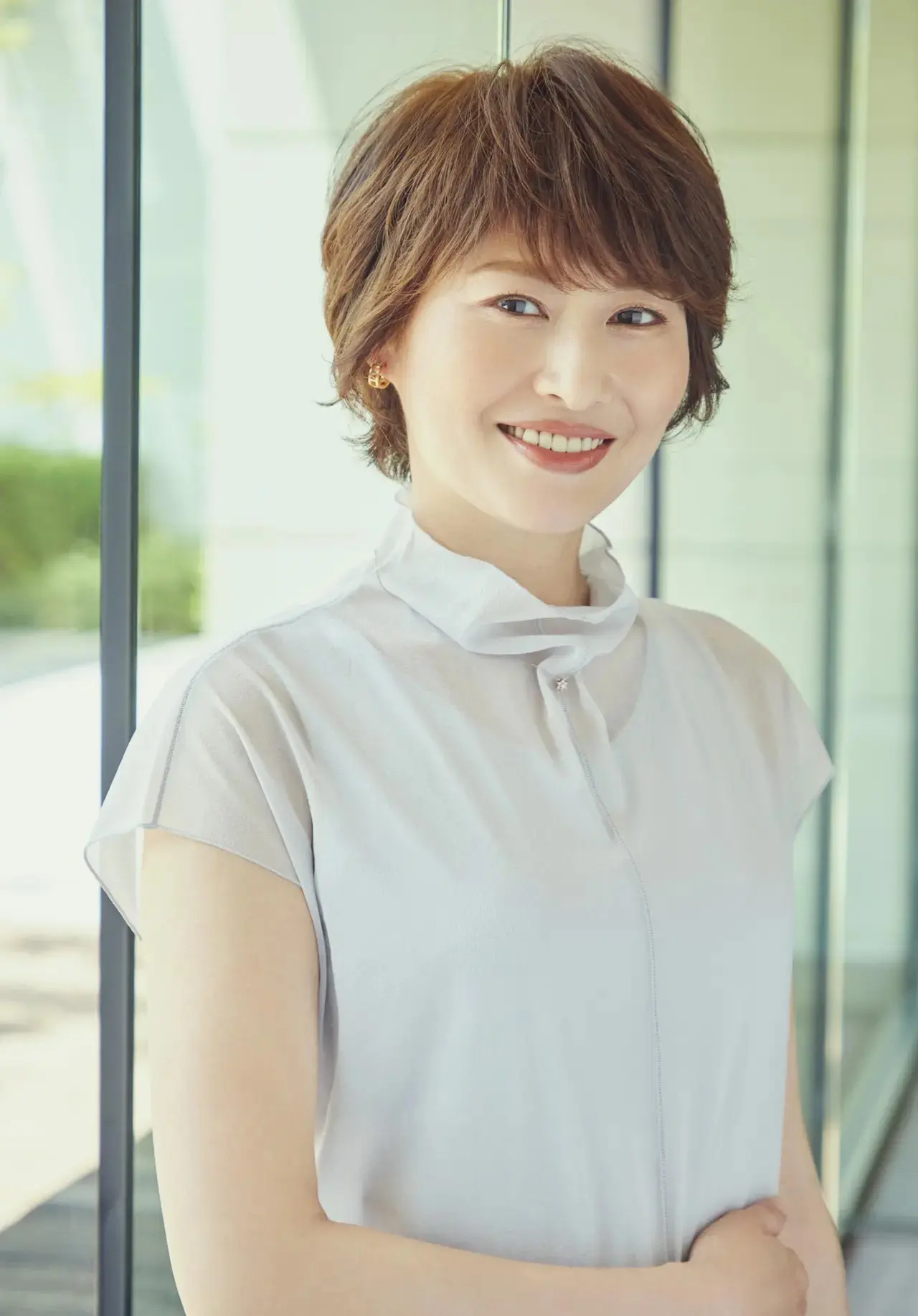 老けて見えない大人ショートヘアの正解！ 丸みを意識して美しい立体感も同時に【50代髪型・ヘアスタイル】