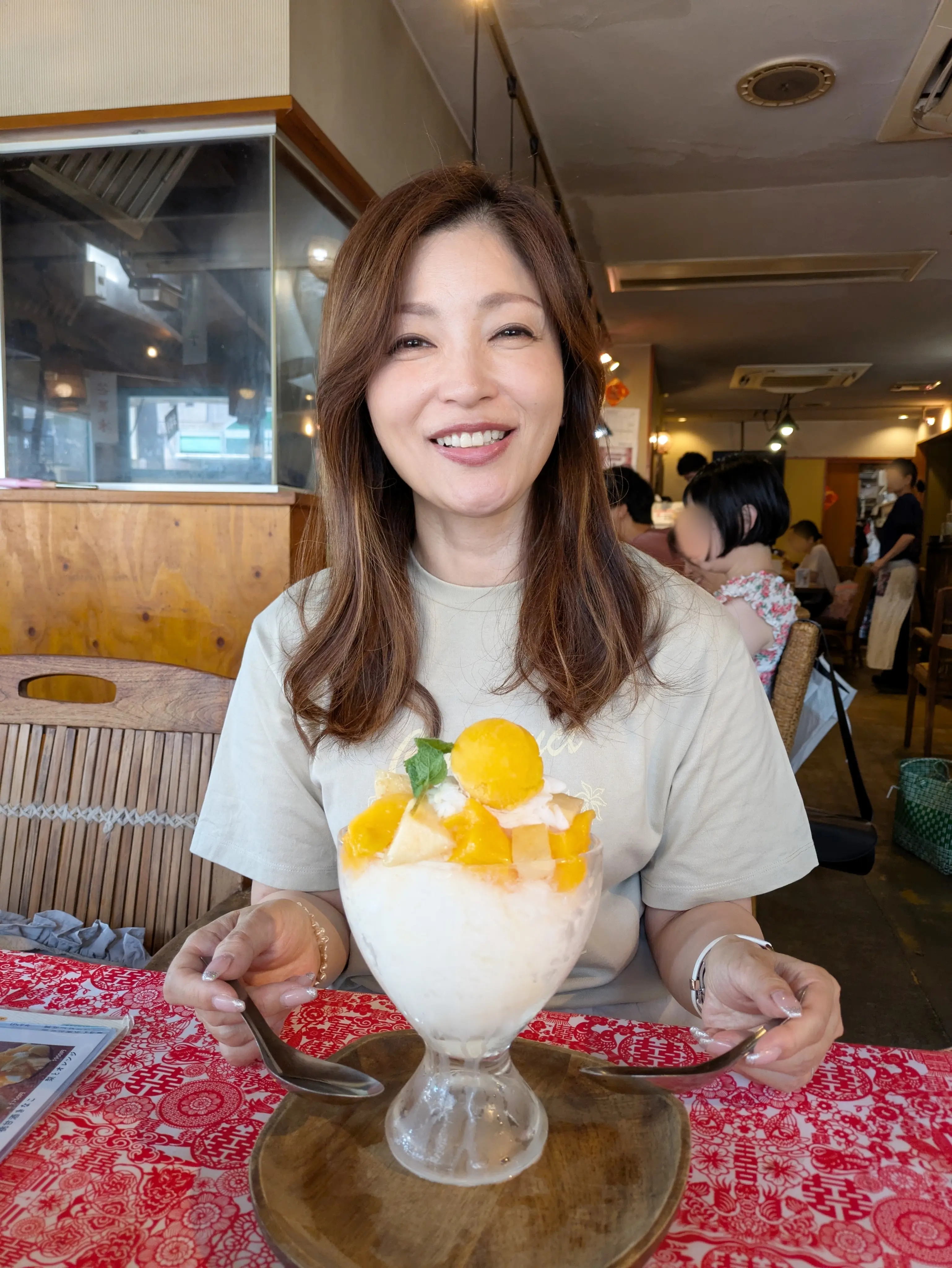 予約必至!!今が旬♡桃にマンゴー欲張り絶品かき氷【台湾家庭料理 黄さんの家】_1_8