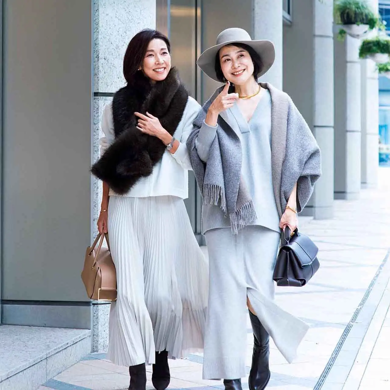 【エクラ 華組のリアルおしゃれSNAP5選】グルメやアート鑑賞、ショッピングへ！40代・50代の冬のお出かけファッション