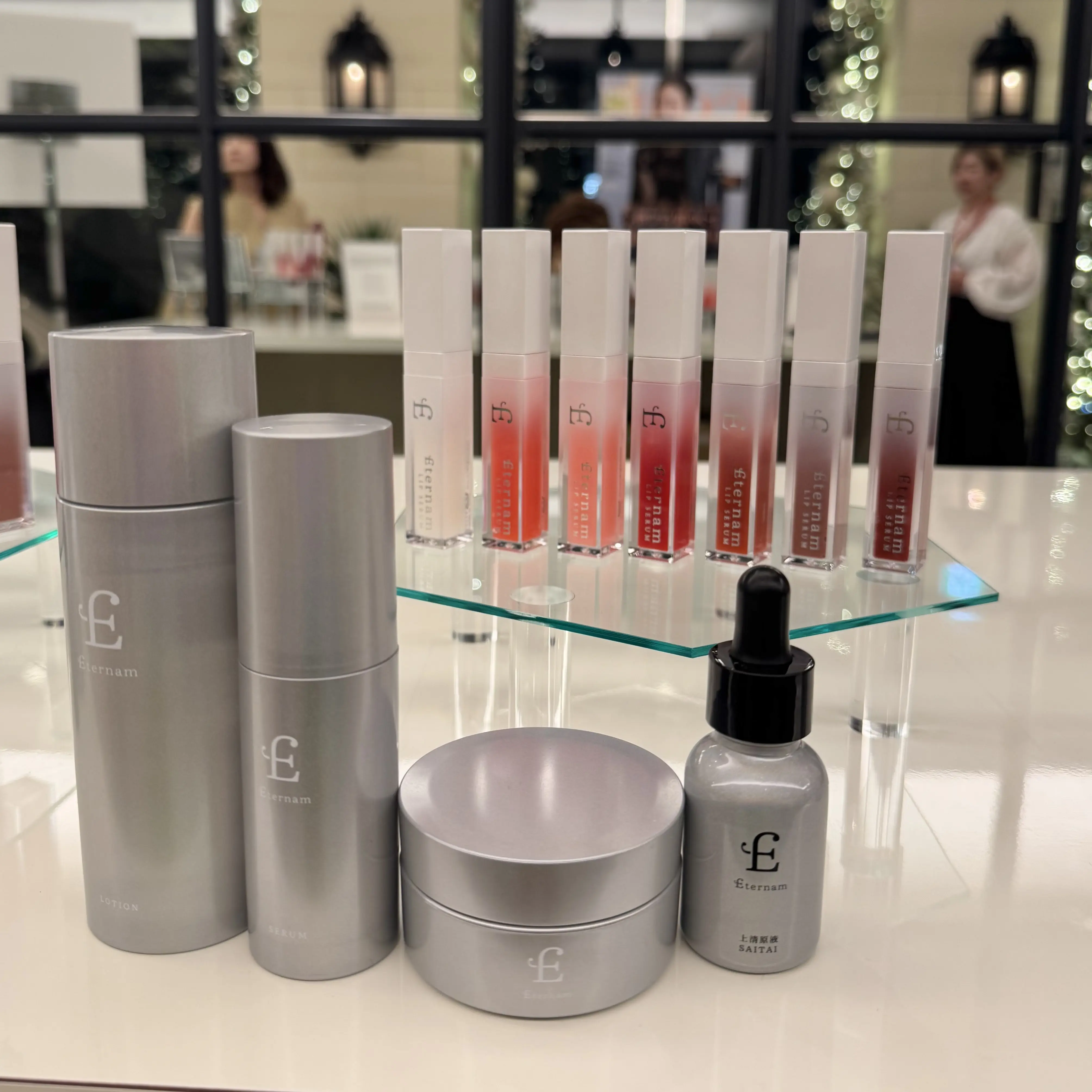 黒×刺繍ブラウスで éclat主催のパーティ「ソワレ・ドゥ・エクラ」へ_1_7-1