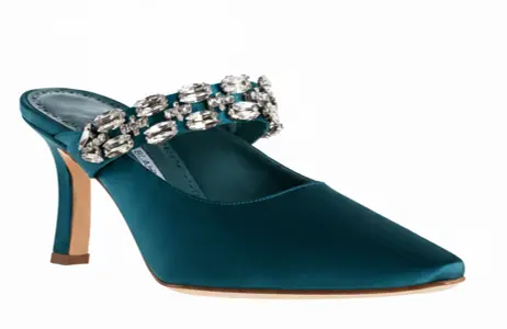 マノロ ブラニク　TAMOLMU／タモルミュー ヒール高さ:7cm 価格250,800 (税込)