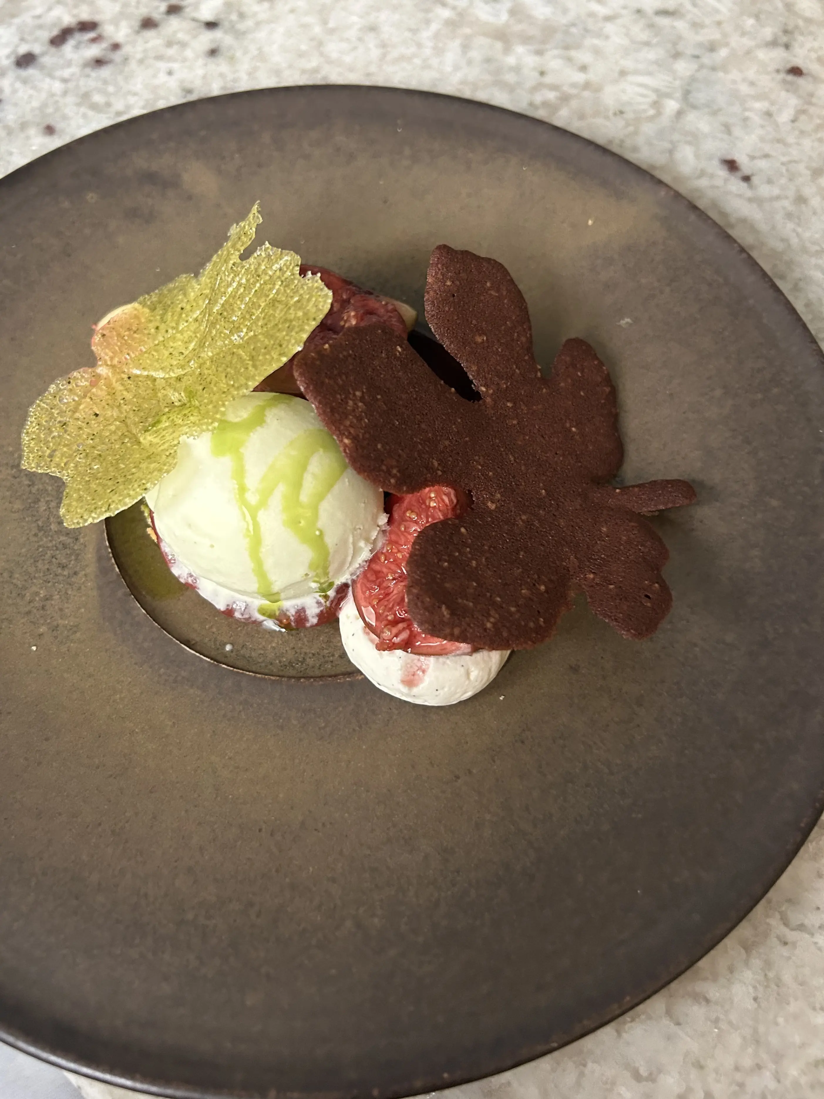 パリ　ランチ　おすすめ　サン＝ジェルマン　「BAILLOTTE」