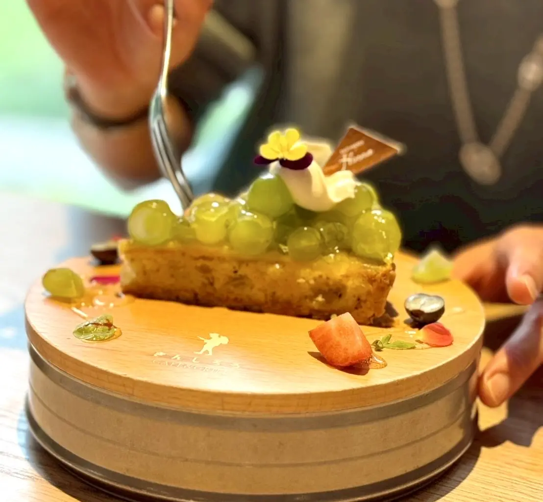 葡萄のケーキ
