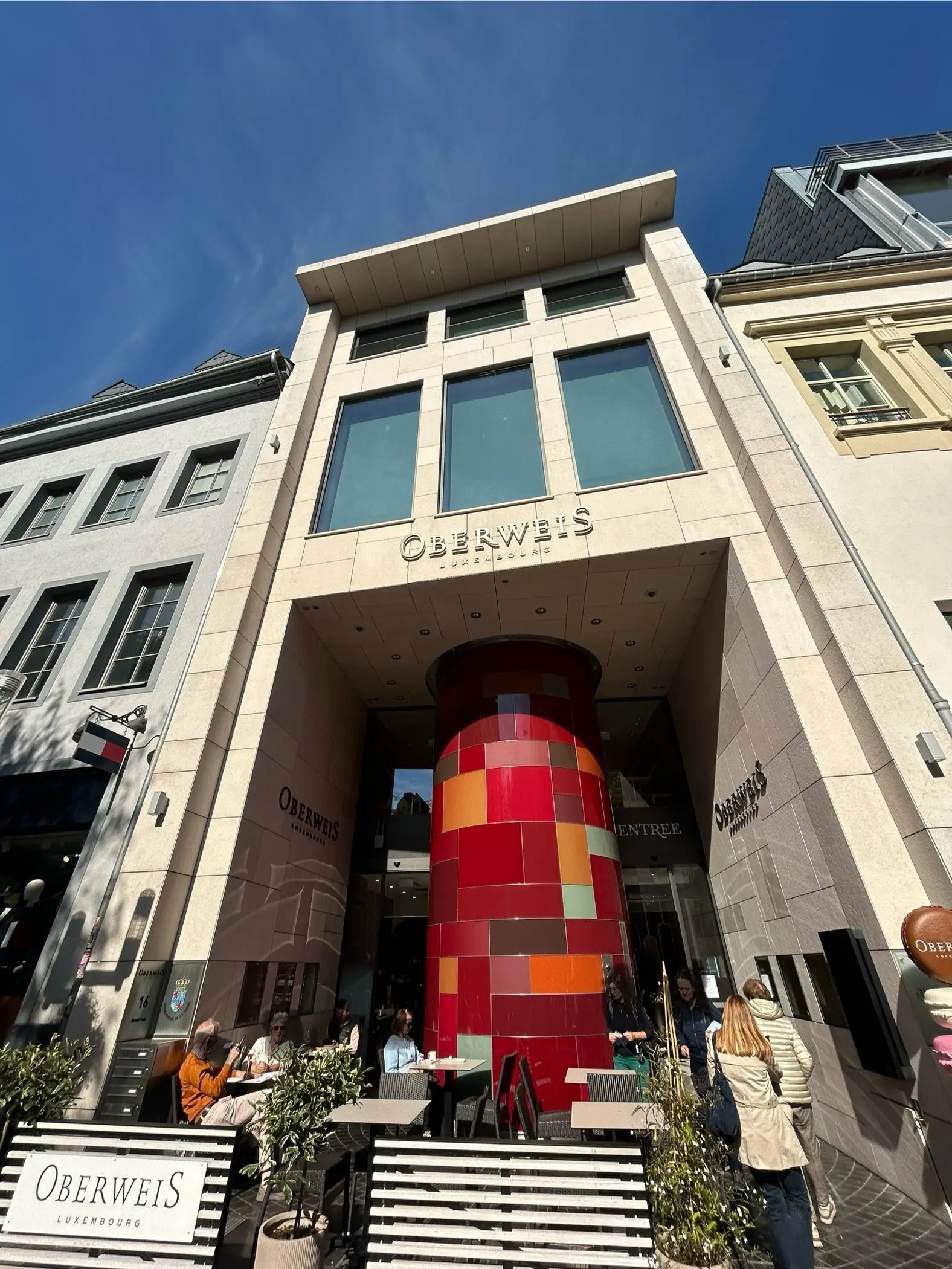 ルクセンブルク　皇室御用達〈OBERWEIS（オーバーワイス）〉